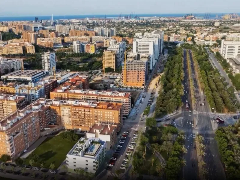 ПРЕВОСХОДНАЯ НОВОСТРОЙКА В РАЙОНЕ MALILLA / ГОСПИТАЛЬ LA FÉ