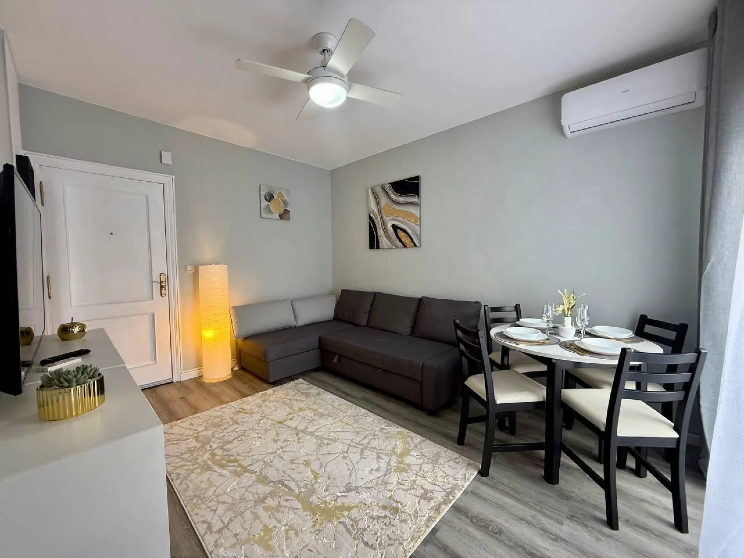 Exclusive Apartment with 1 Bedroom and 1 Bathroom, 250 m. from the Beach