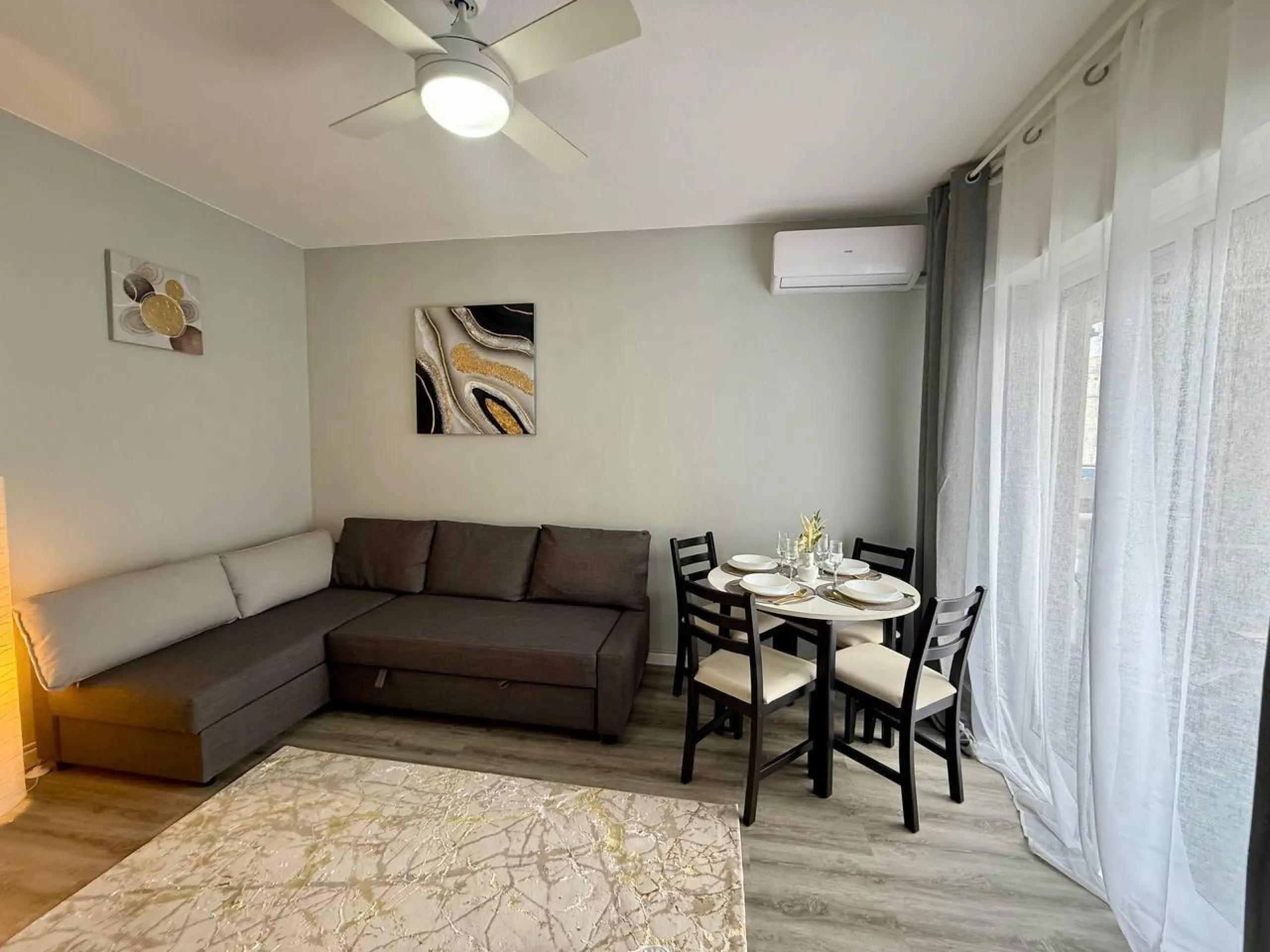 Exclusive Apartment with 1 Bedroom and 1 Bathroom, 250 m. from the Beach