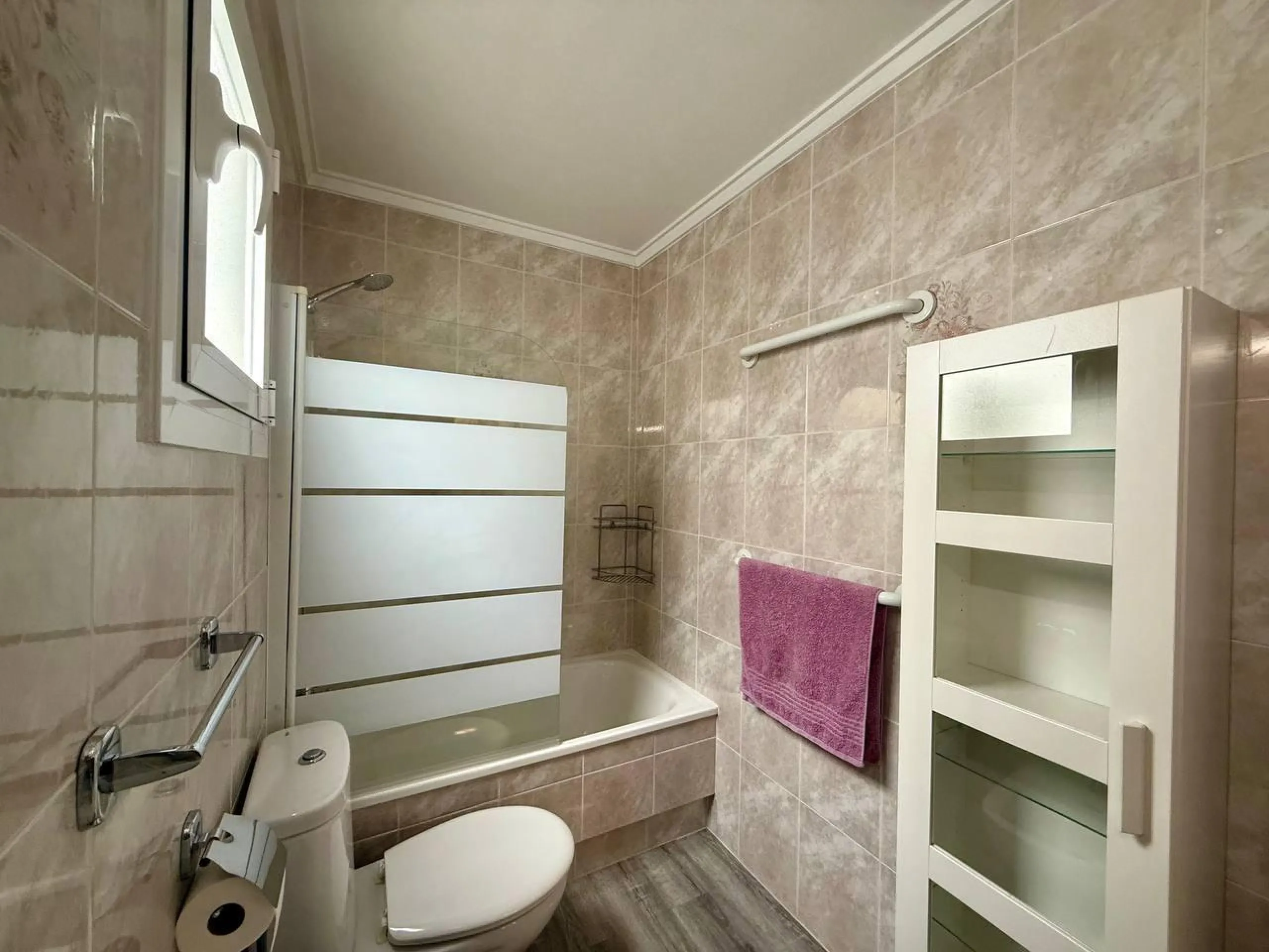 Exclusive Apartment with 1 Bedroom and 1 Bathroom, 250 m. from the Beach