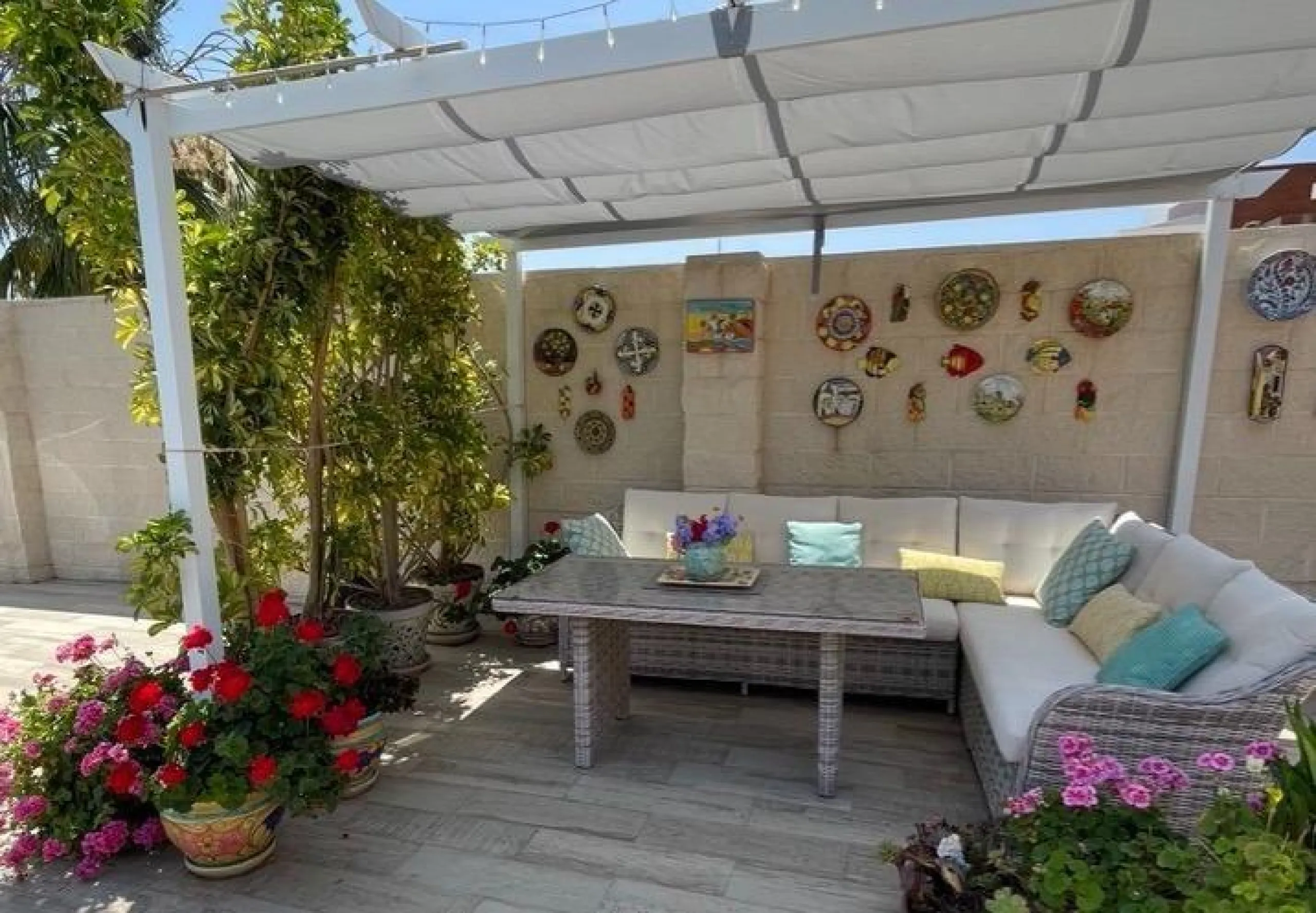 🌿 Live Between Sea and Mountains: Private Villa in a Natural Setting at the Foot of Mount Ponoig, Polop ⛰️🌊