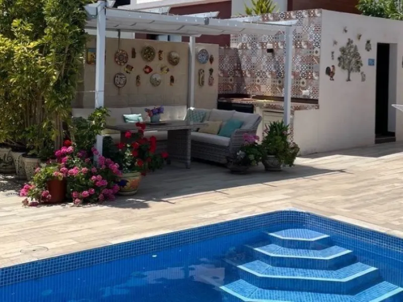 🌿 Live Between Sea and Mountains: Private Villa in a Natural Setting at the Foot of Mount Ponoig, Polop ⛰️🌊