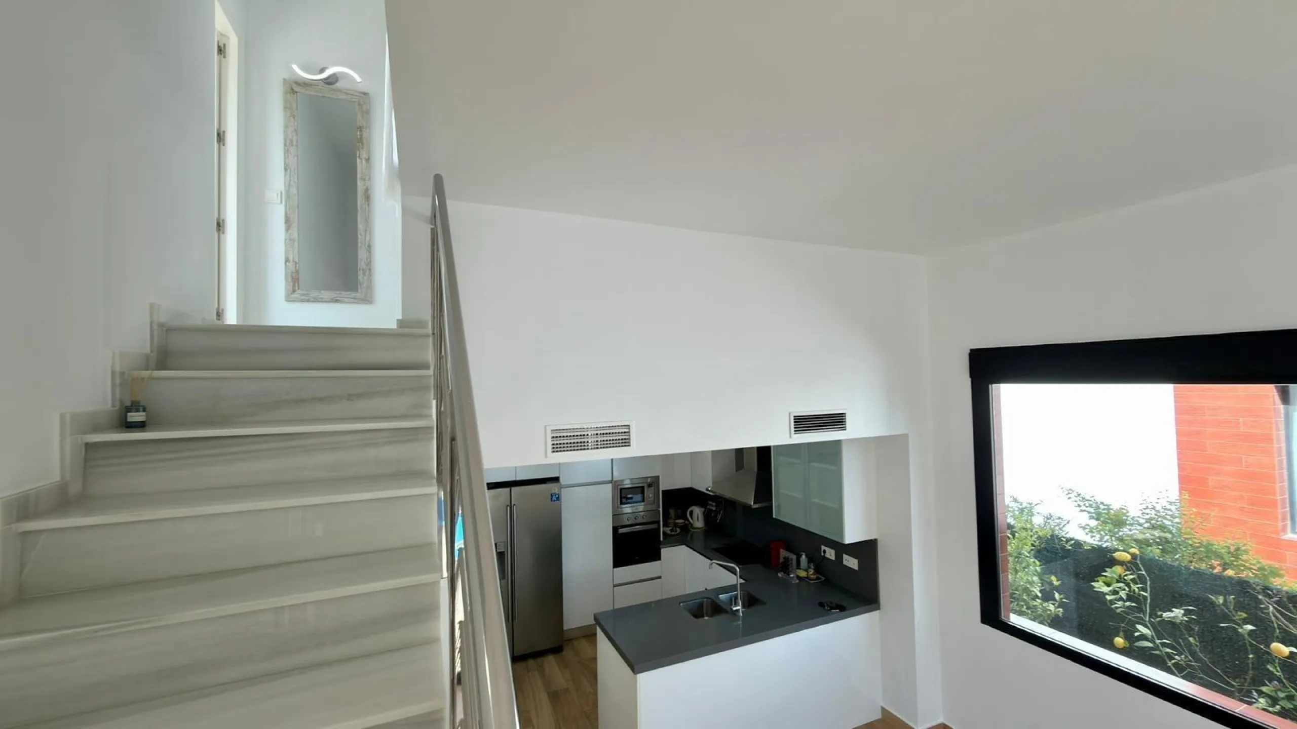🌿 Live Between Sea and Mountains: Private Villa in a Natural Setting at the Foot of Mount Ponoig, Polop ⛰️🌊