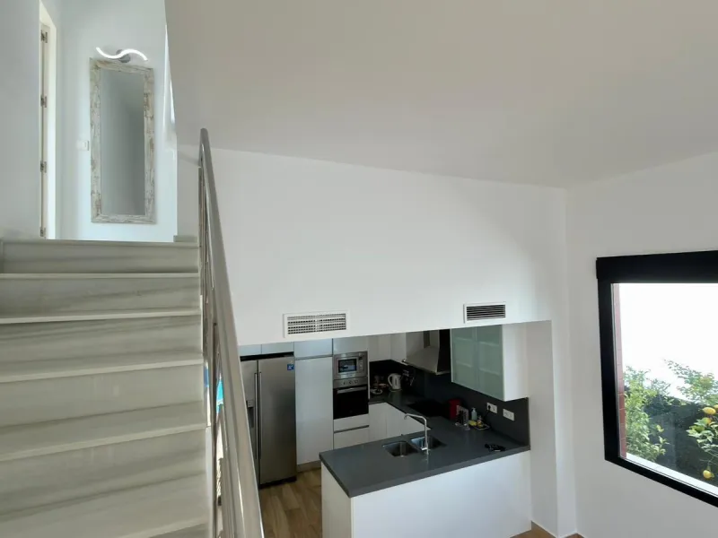 🌿 Live Between Sea and Mountains: Private Villa in a Natural Setting at the Foot of Mount Ponoig, Polop ⛰️🌊