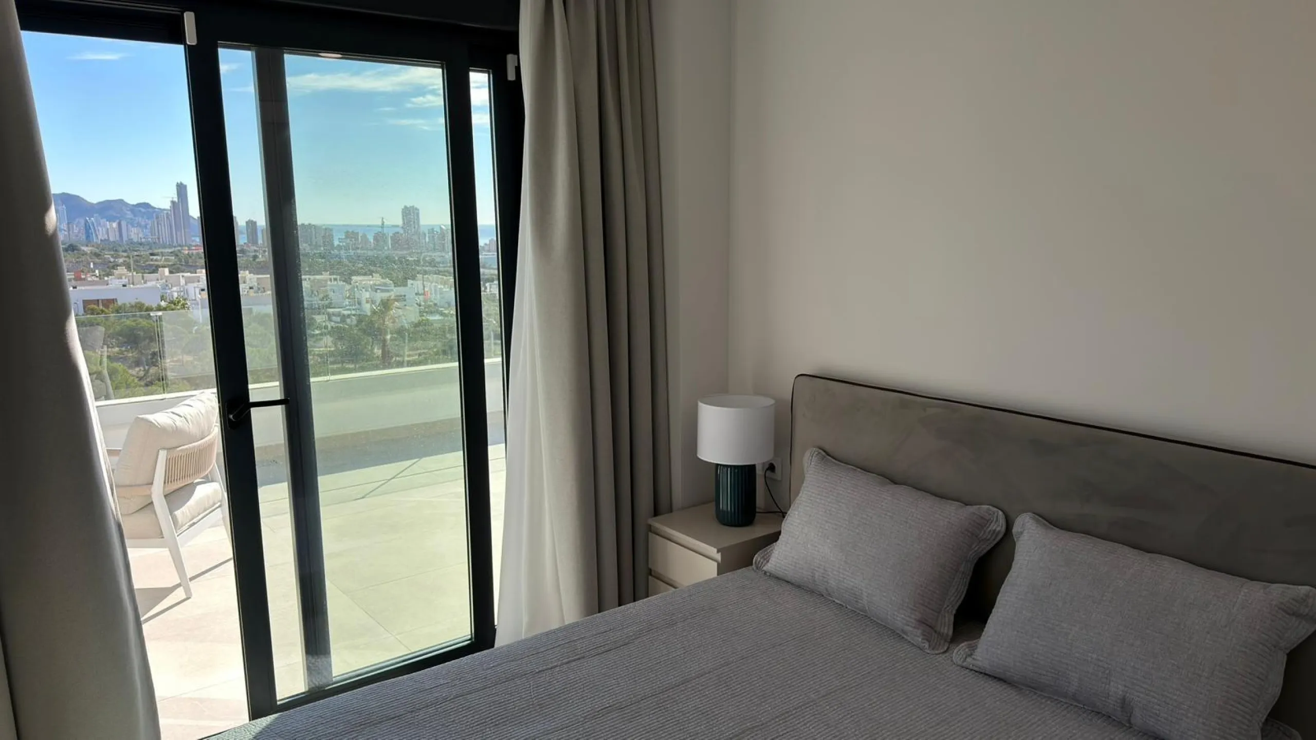 Espectacular apartamento en Camporrosso Serpentine con vistas al mar