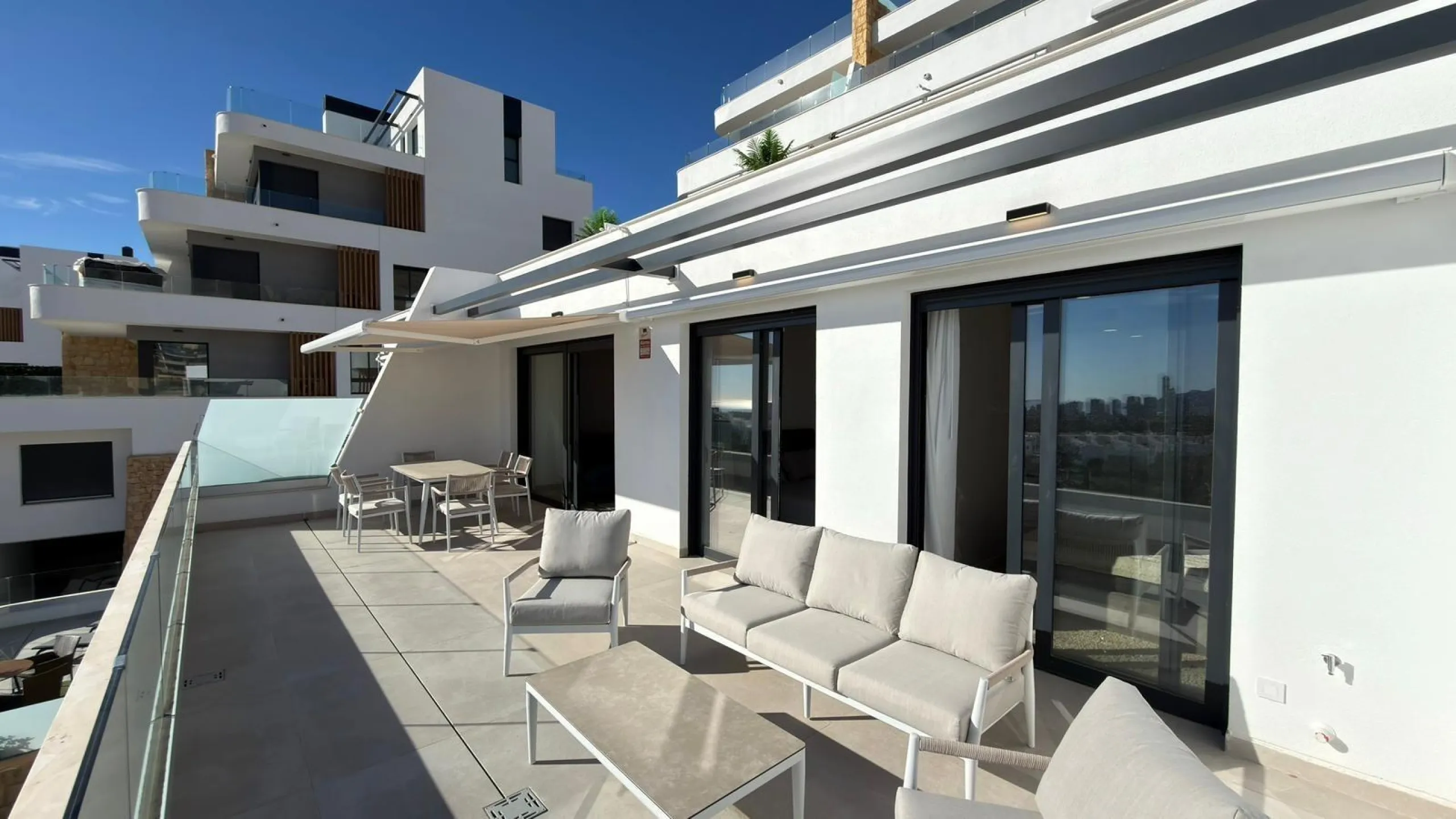 Espectacular apartamento en Camporrosso Serpentine con vistas al mar