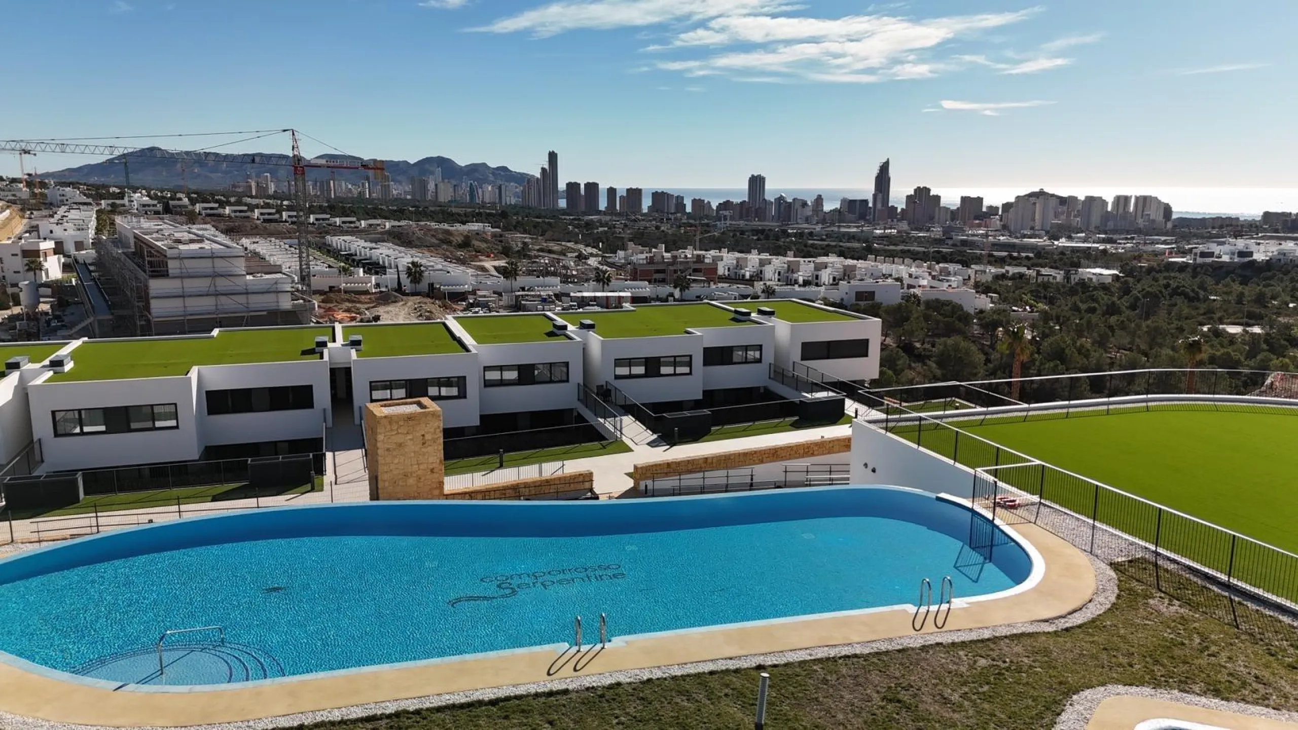 Espectacular apartamento en Camporrosso Serpentine con vistas al mar