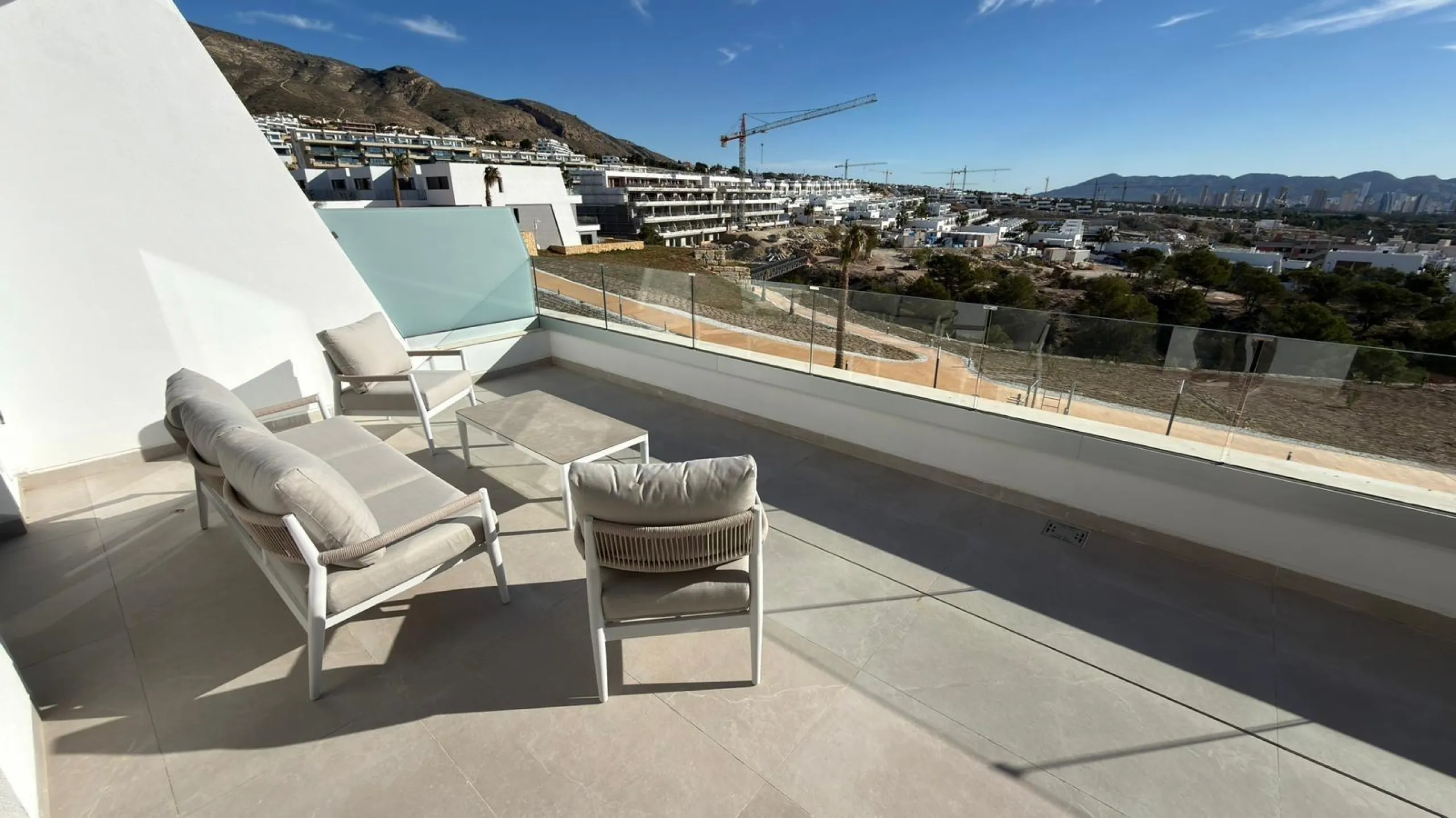 Espectacular apartamento en Camporrosso Serpentine con vistas al mar