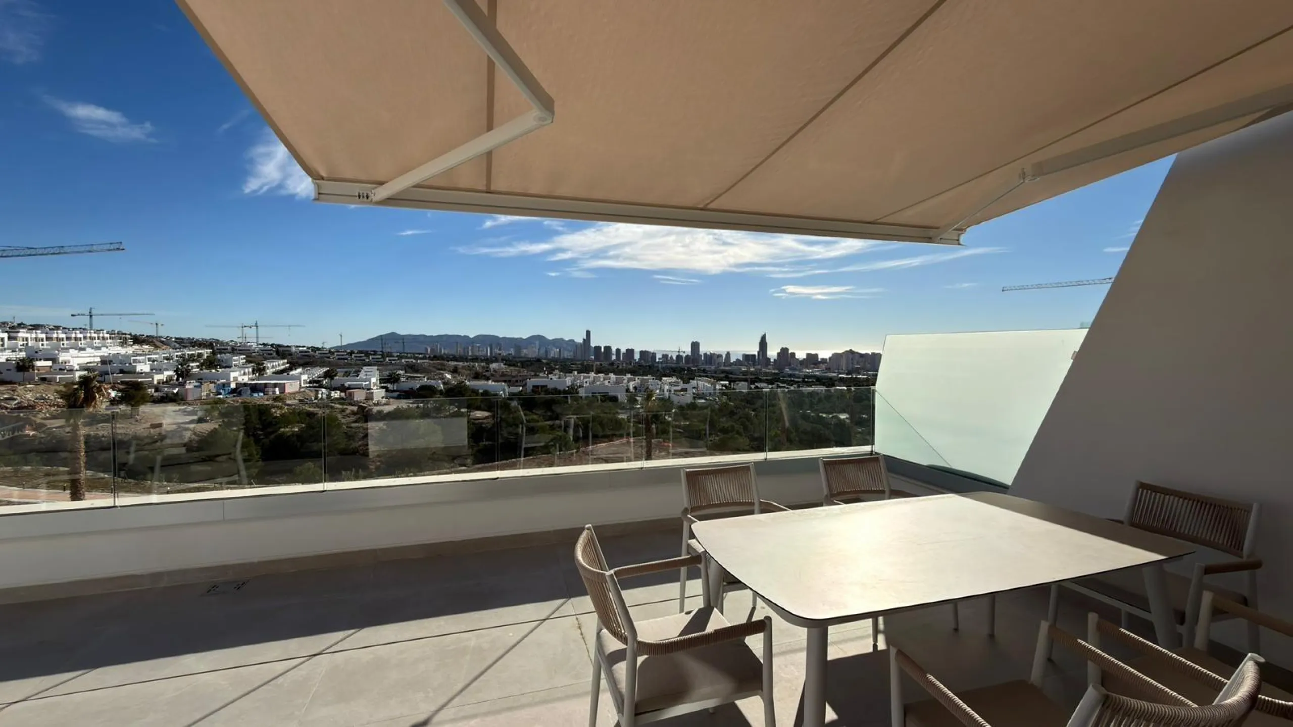 Espectacular apartamento en Camporrosso Serpentine con vistas al mar