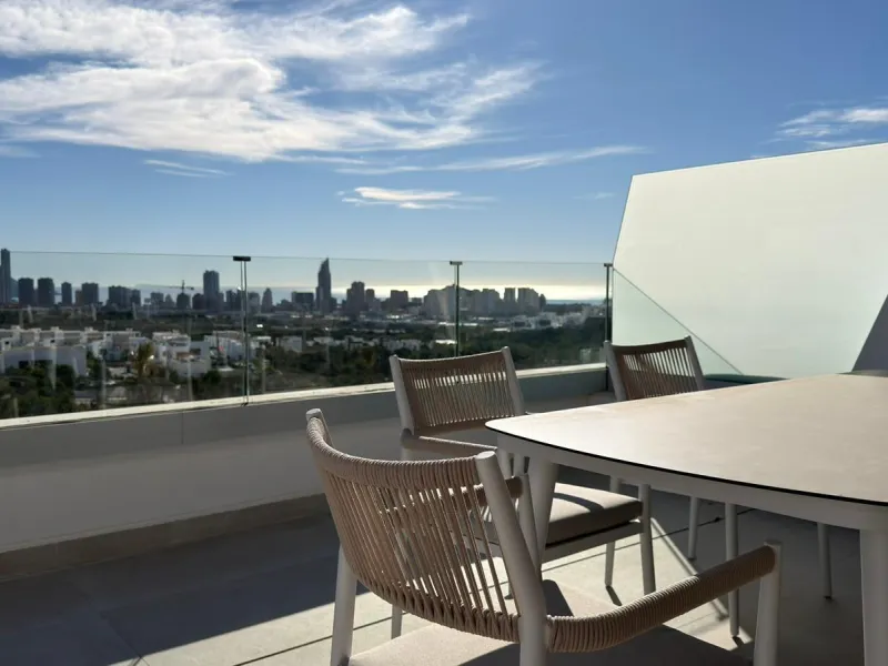 Espectacular apartamento en Camporrosso Serpentine con vistas al mar