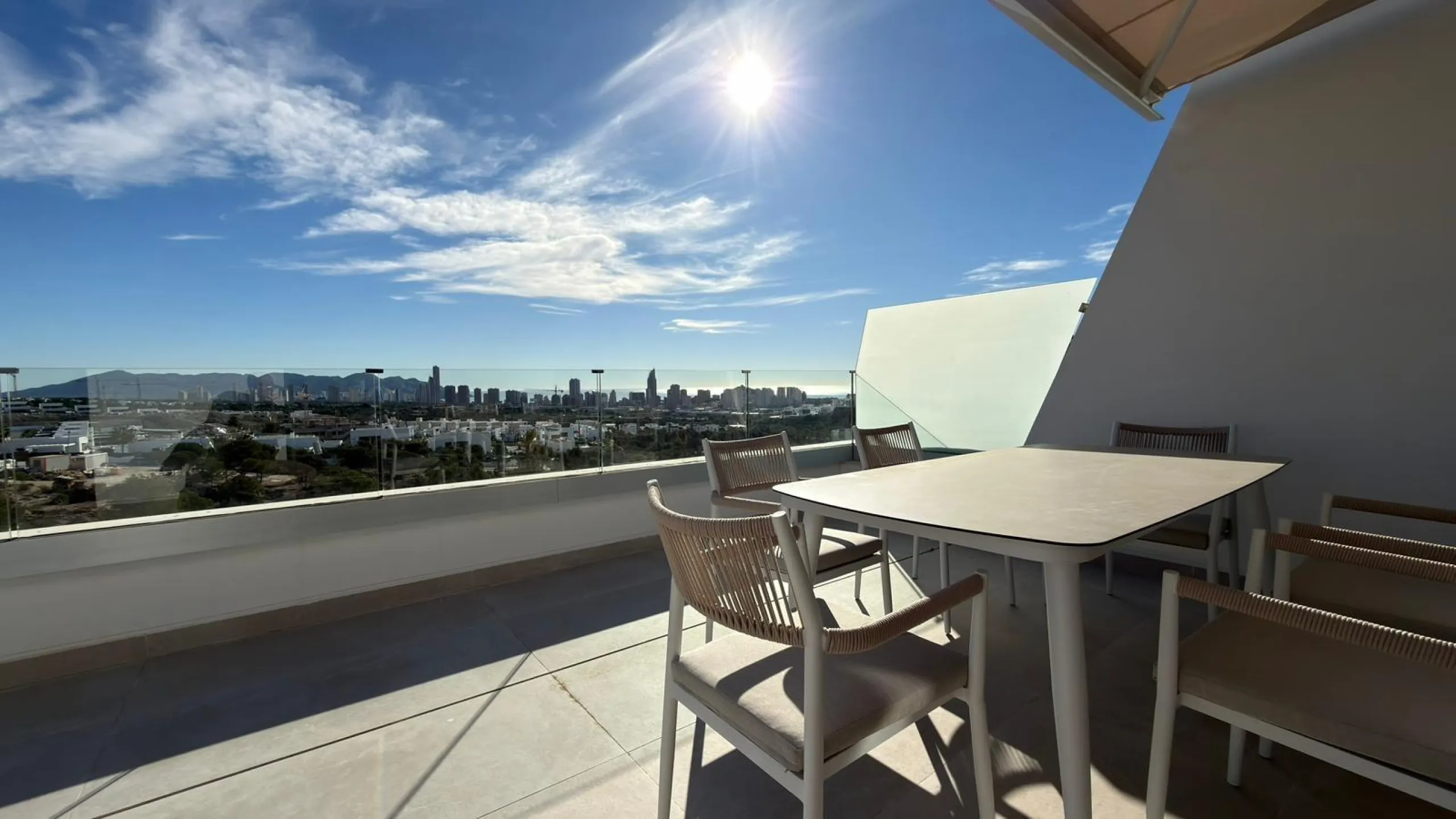 Espectacular apartamento en Camporrosso Serpentine con vistas al mar