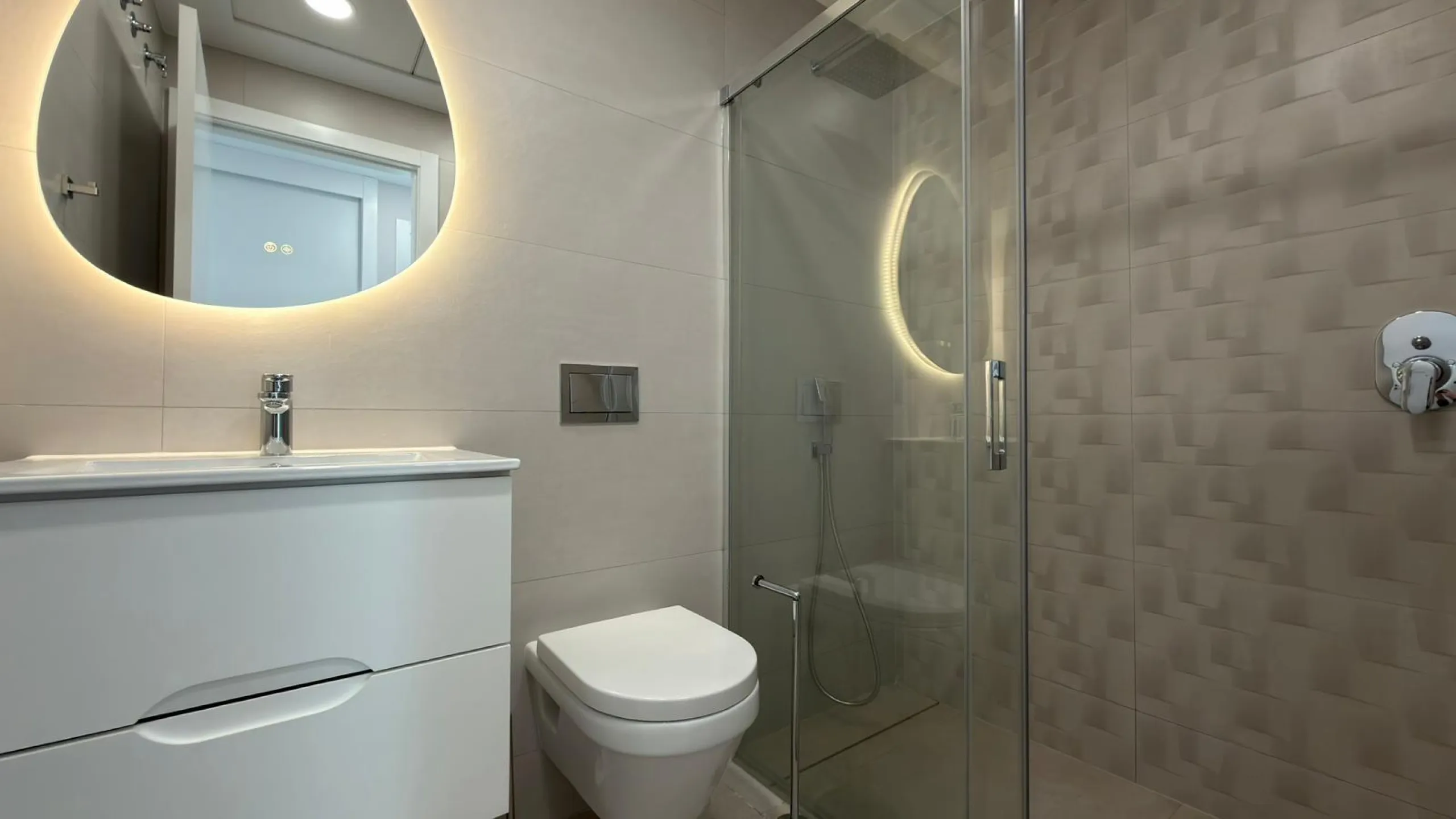 Espectacular apartamento en Camporrosso Serpentine con vistas al mar