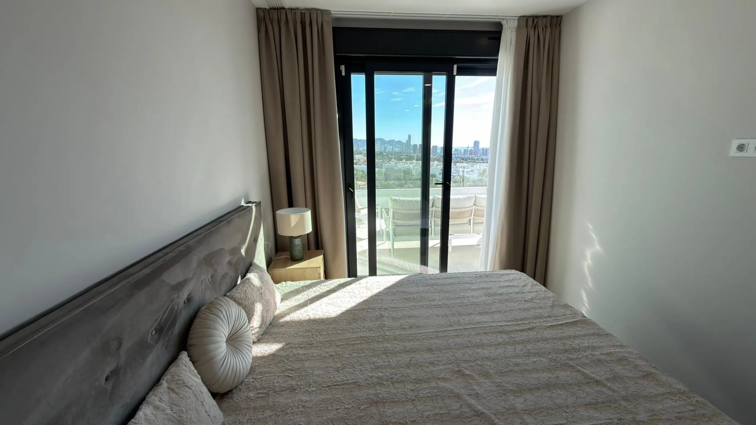 Espectacular apartamento en Camporrosso Serpentine con vistas al mar