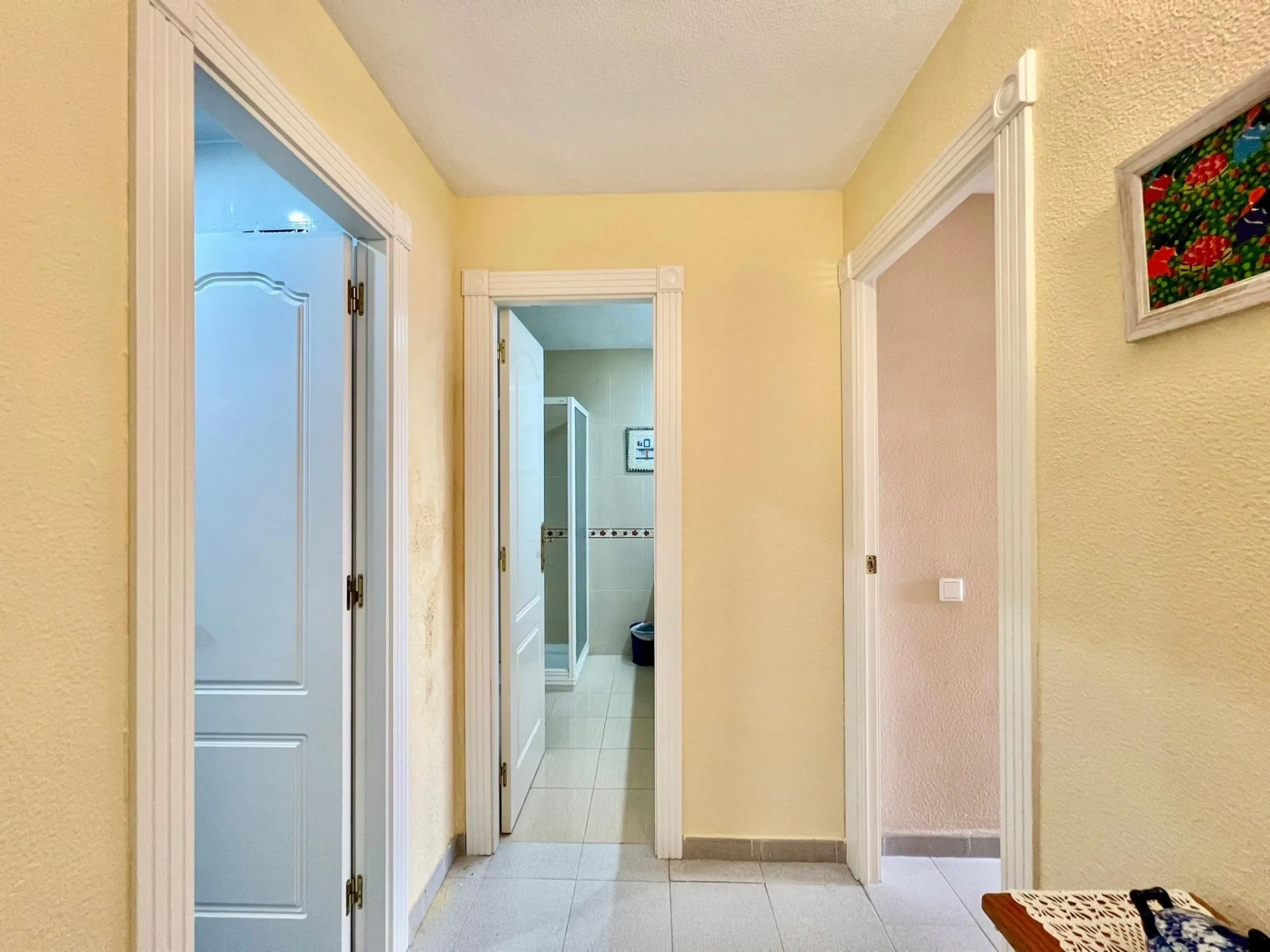 Charming West-Facing Apartment Near Playa del Cura in Torrevieja