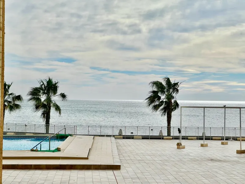 Charming West-Facing Apartment Near Playa del Cura in Torrevieja