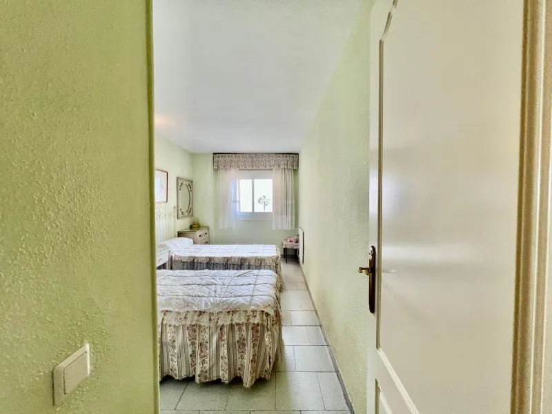 Charming West-Facing Apartment Near Playa del Cura in Torrevieja