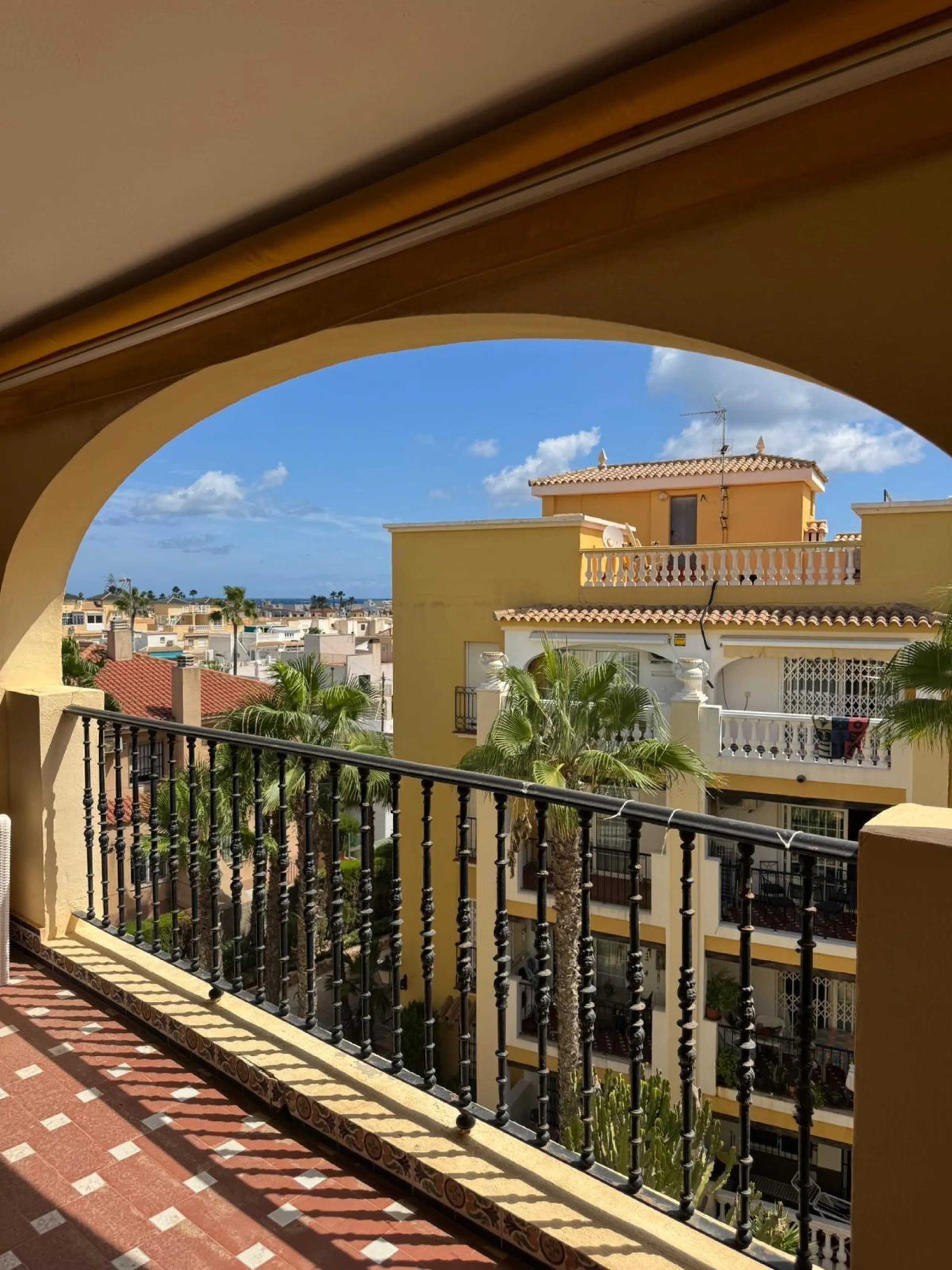 ¡ALDEA DEL MAR! ATICO DE 3 HABITACIONES CON AMPLIA TERRAZA + PARKING