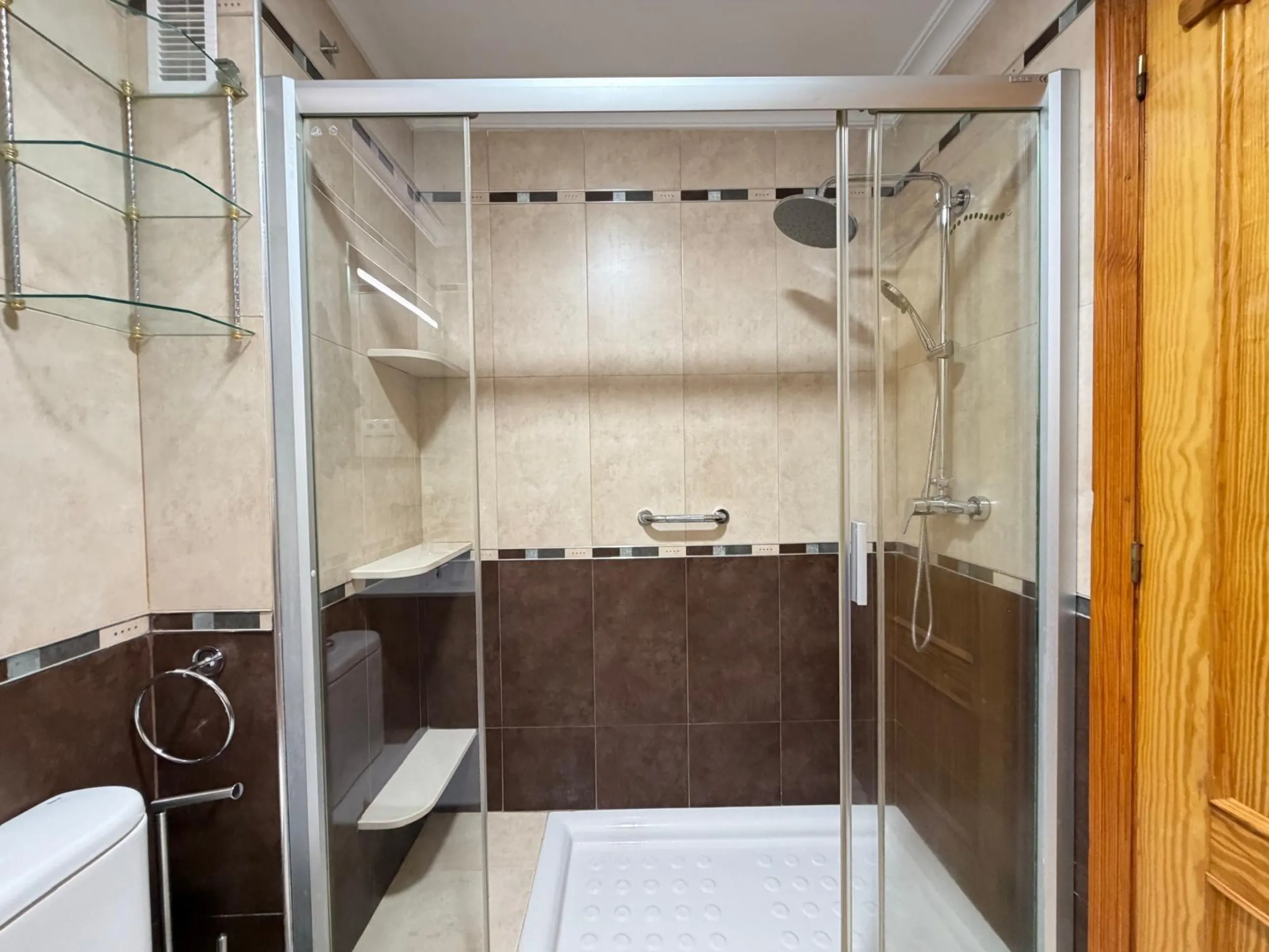 ESPECTACULAR APARTAMENTO CON VISTAS AL MAR A 150 METROS DE PLAYA DEL CURA Y CON 107 M2 DE SUPERFICIE. 3 DORM. 2 BAÑOS.