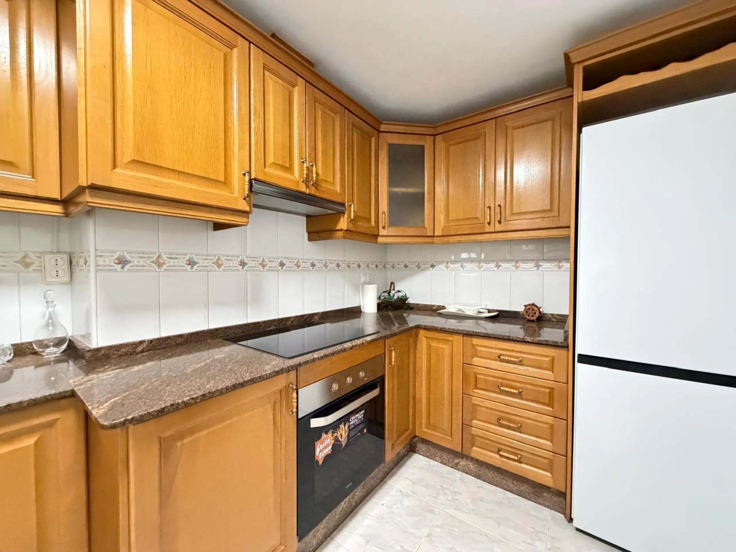 ESPECTACULAR APARTAMENTO CON VISTAS AL MAR A 150 METROS DE PLAYA DEL CURA Y CON 107 M2 DE SUPERFICIE. 3 DORM. 2 BAÑOS.