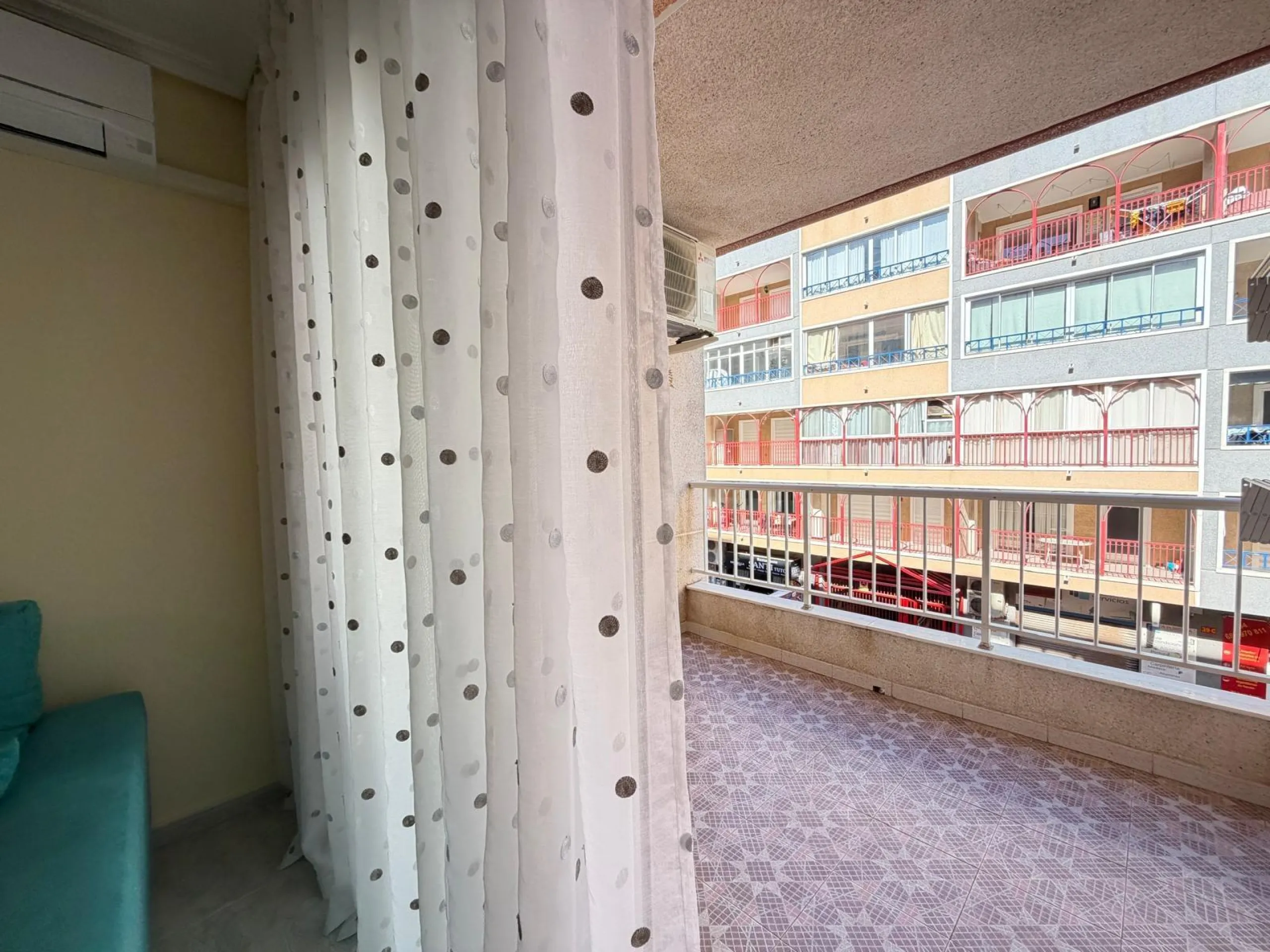 ESPECTACULAR APARTAMENTO CON VISTAS AL MAR A 150 METROS DE PLAYA DEL CURA Y CON 107 M2 DE SUPERFICIE. 3 DORM. 2 BAÑOS.