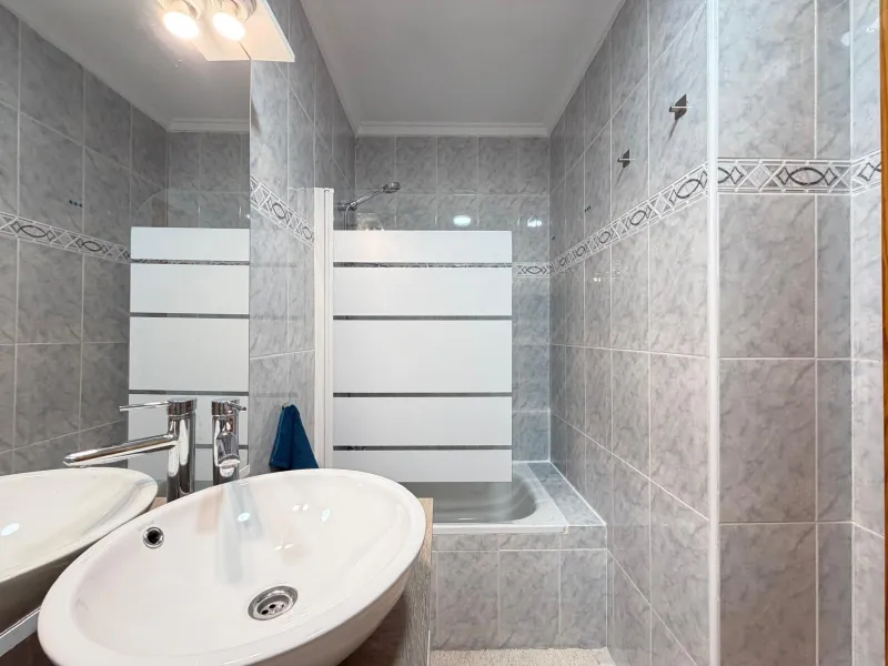 ESPECTACULAR APARTAMENTO CON VISTAS AL MAR A 150 METROS DE PLAYA DEL CURA Y CON 107 M2 DE SUPERFICIE. 3 DORM. 2 BAÑOS.