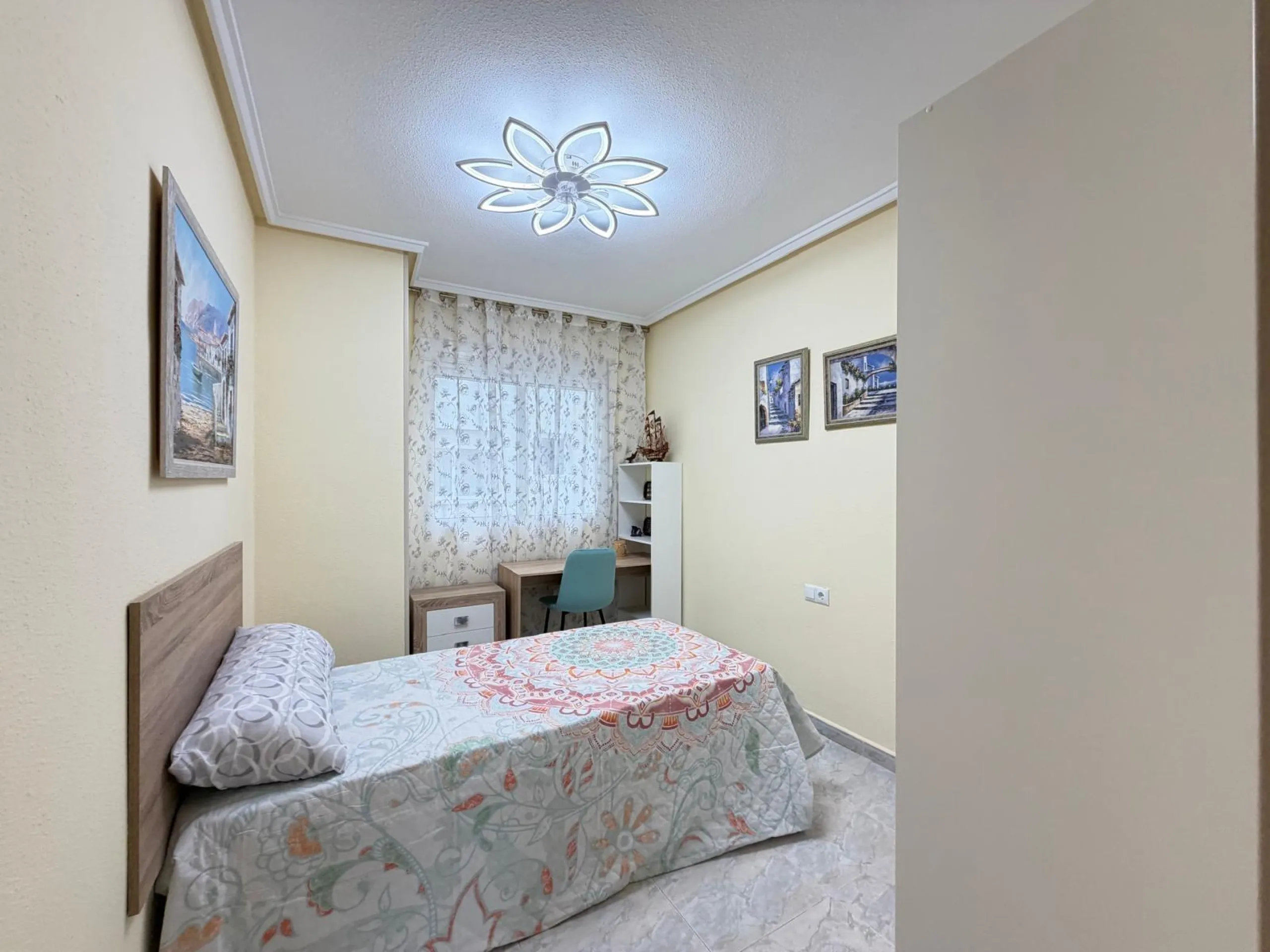 ESPECTACULAR APARTAMENTO CON VISTAS AL MAR A 150 METROS DE PLAYA DEL CURA Y CON 107 M2 DE SUPERFICIE. 3 DORM. 2 BAÑOS.