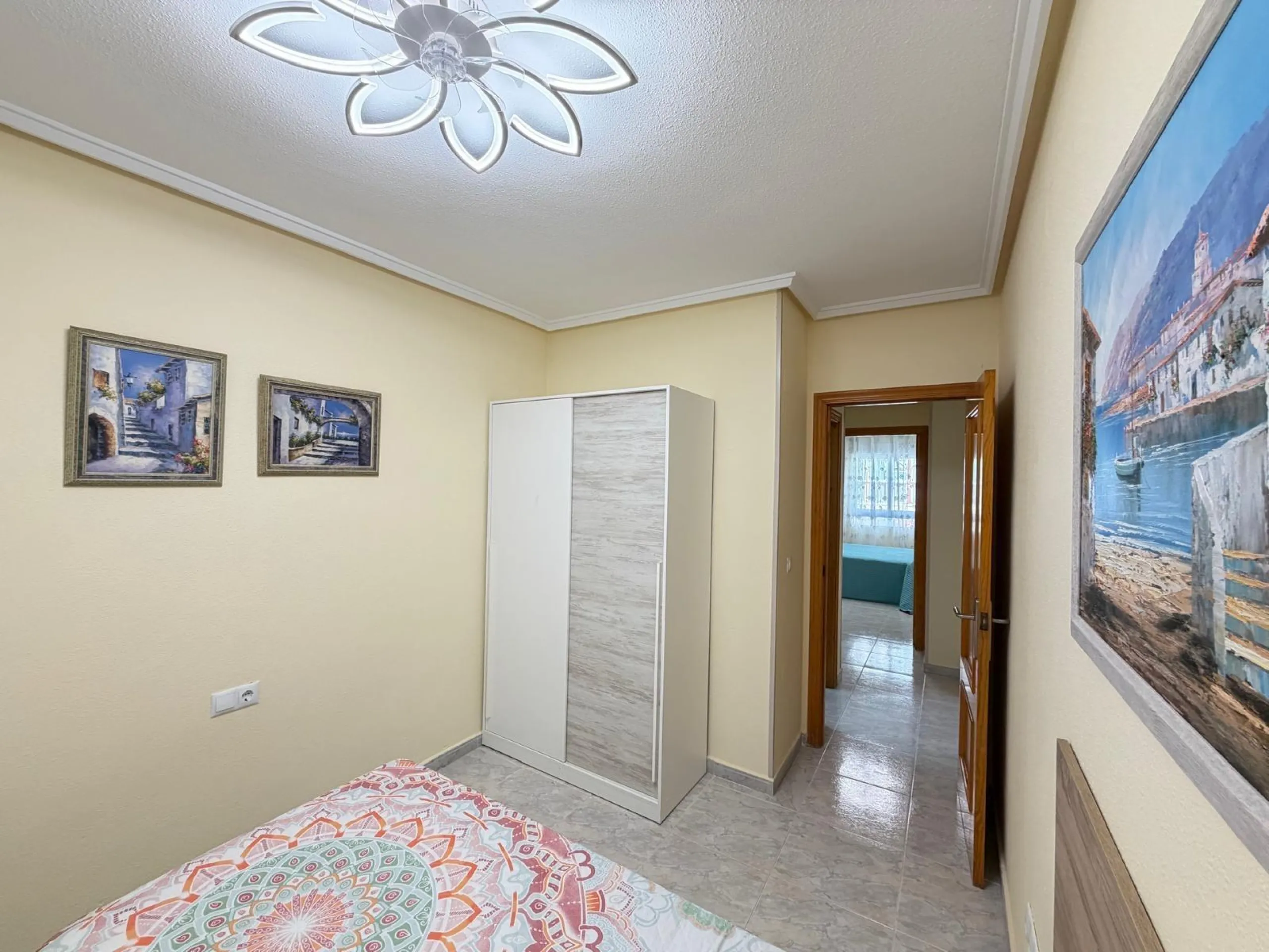 ESPECTACULAR APARTAMENTO CON VISTAS AL MAR A 150 METROS DE PLAYA DEL CURA Y CON 107 M2 DE SUPERFICIE. 3 DORM. 2 BAÑOS.
