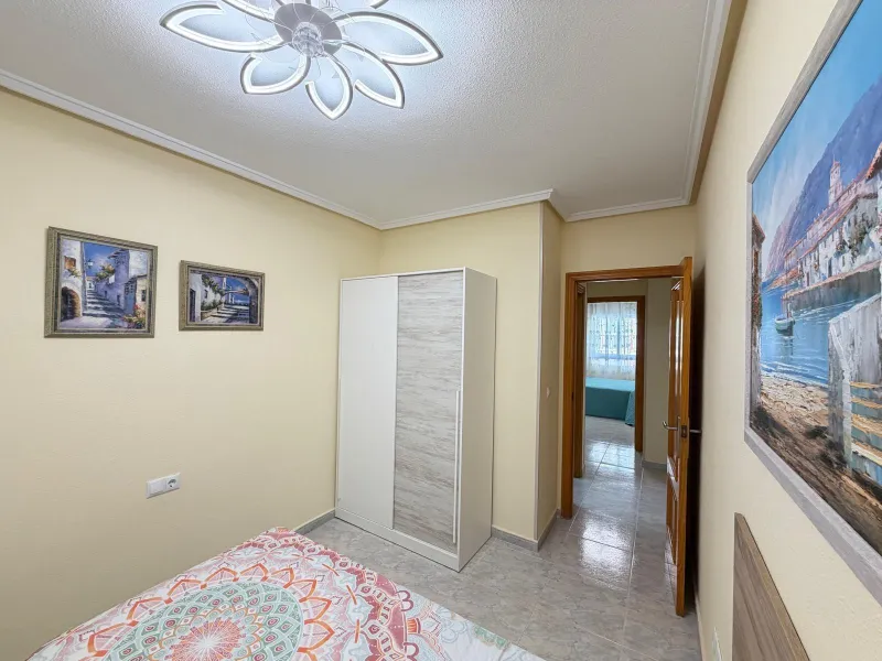 ESPECTACULAR APARTAMENTO CON VISTAS AL MAR A 150 METROS DE PLAYA DEL CURA Y CON 107 M2 DE SUPERFICIE. 3 DORM. 2 BAÑOS.