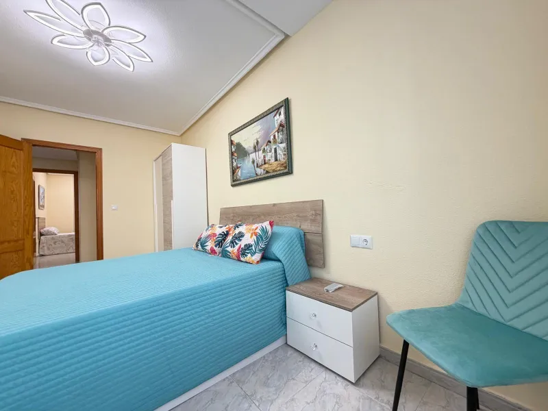 ESPECTACULAR APARTAMENTO CON VISTAS AL MAR A 150 METROS DE PLAYA DEL CURA Y CON 107 M2 DE SUPERFICIE. 3 DORM. 2 BAÑOS.