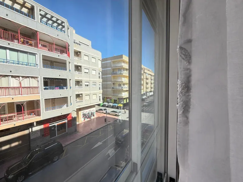 ESPECTACULAR APARTAMENTO CON VISTAS AL MAR A 150 METROS DE PLAYA DEL CURA Y CON 107 M2 DE SUPERFICIE. 3 DORM. 2 BAÑOS.