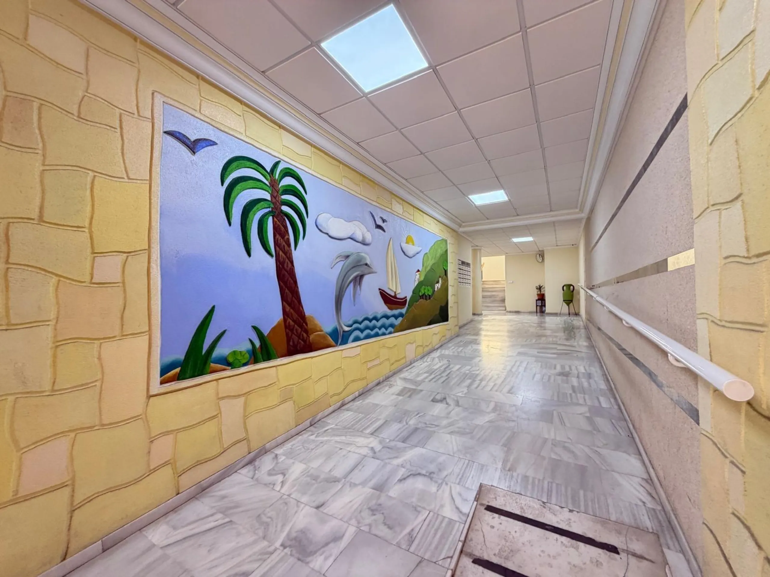 ESPECTACULAR APARTAMENTO CON VISTAS AL MAR A 150 METROS DE PLAYA DEL CURA Y CON 107 M2 DE SUPERFICIE. 3 DORM. 2 BAÑOS.