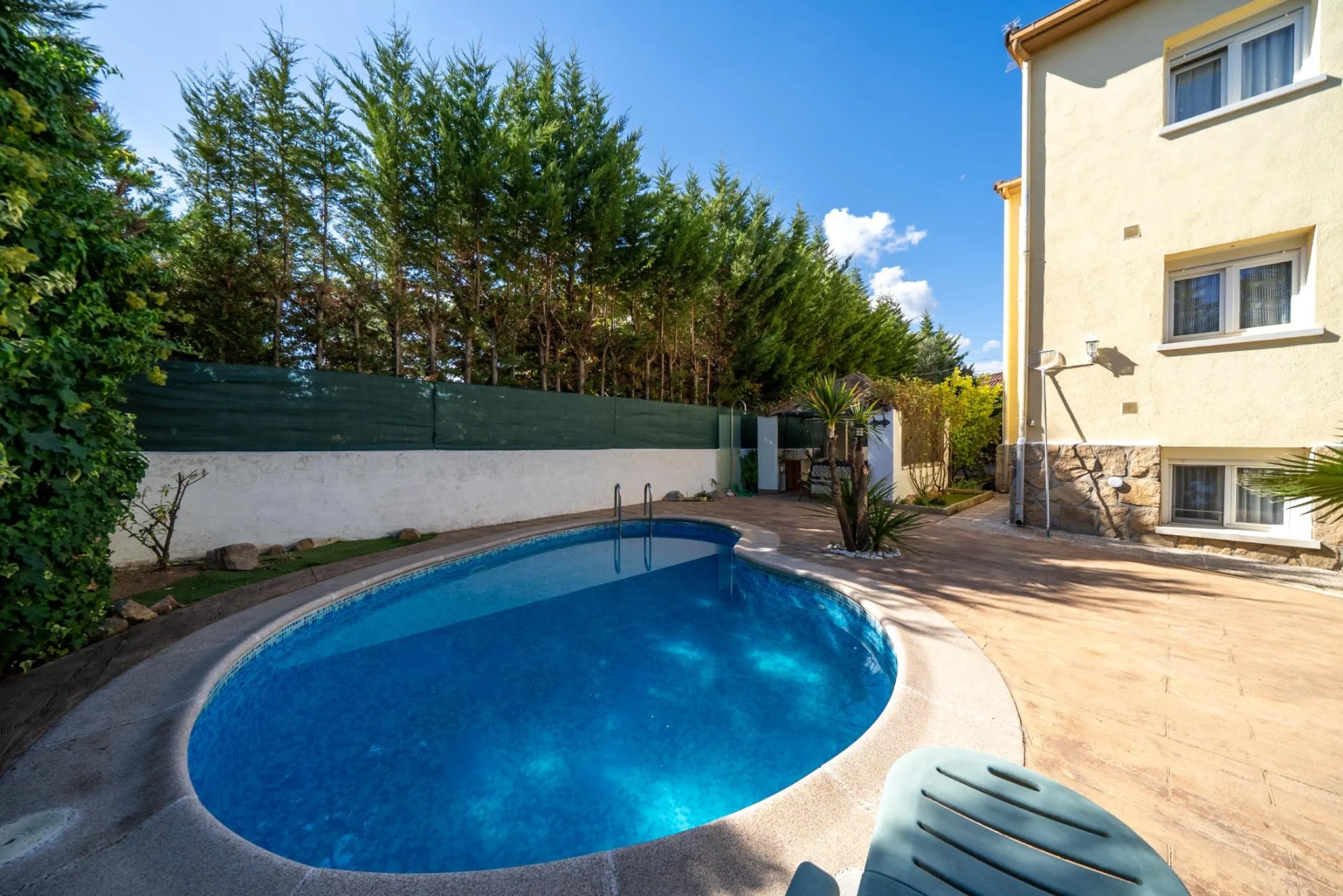 CHALET INDEPENDIENTE EN SAN MARTÍN DE VALDEIGLESIAS, MADRID
