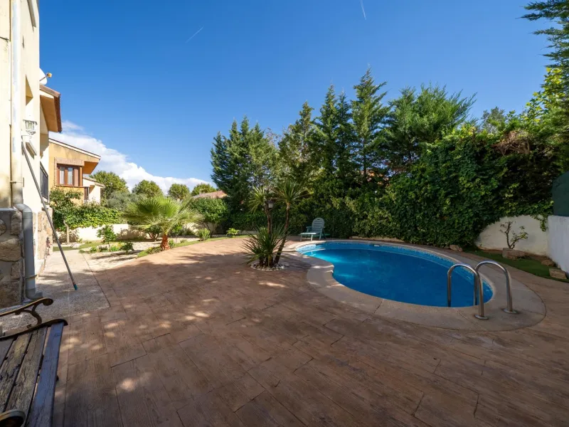 CHALET INDEPENDIENTE EN SAN MARTÍN DE VALDEIGLESIAS, MADRID