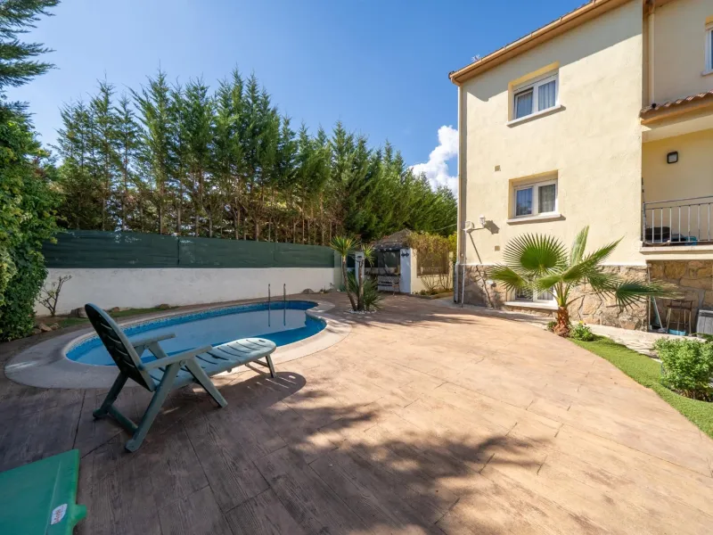 CHALET INDEPENDIENTE EN SAN MARTÍN DE VALDEIGLESIAS, MADRID