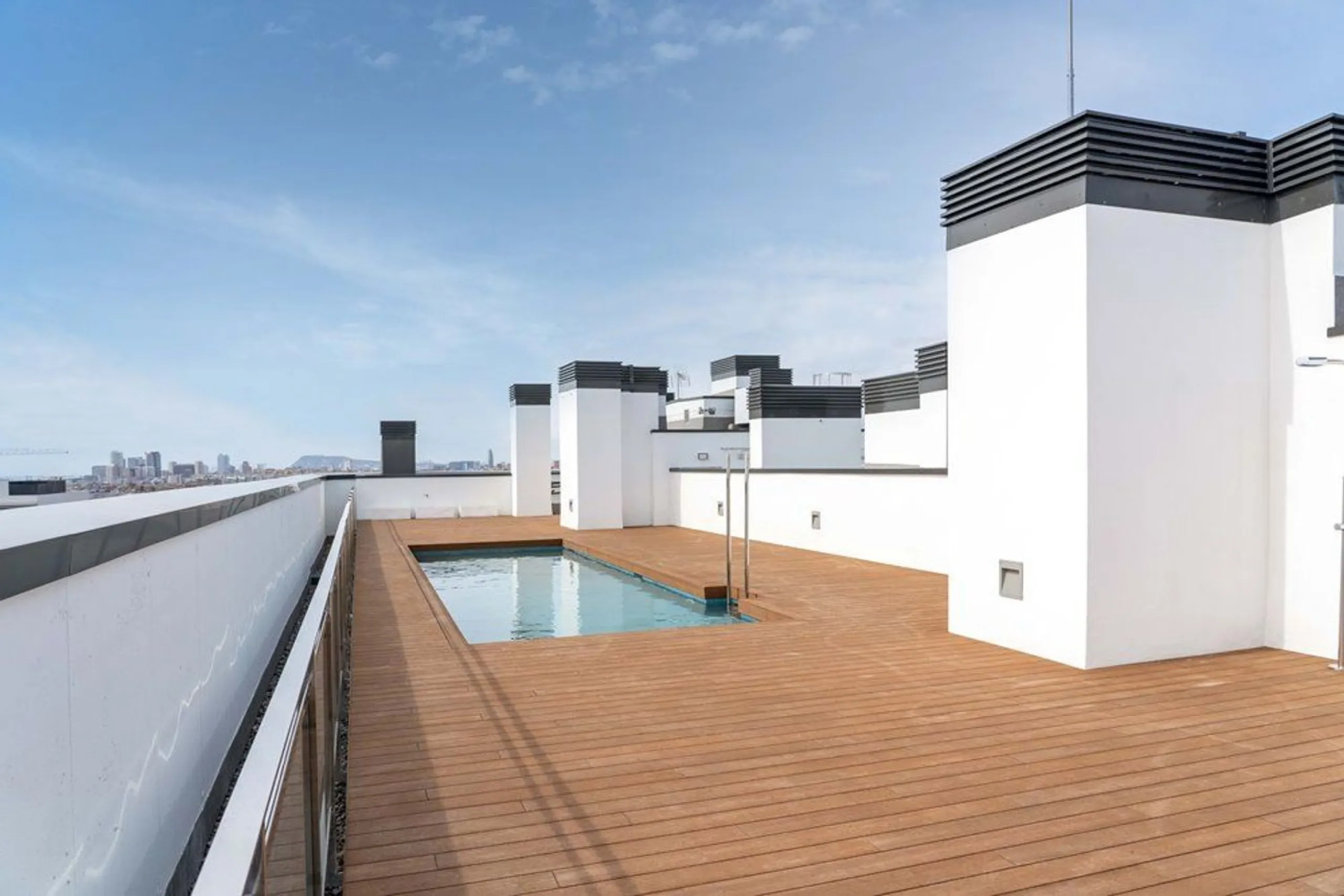 Marenostrum Residential Complex in Badalona, Just 3 km from Barcelona