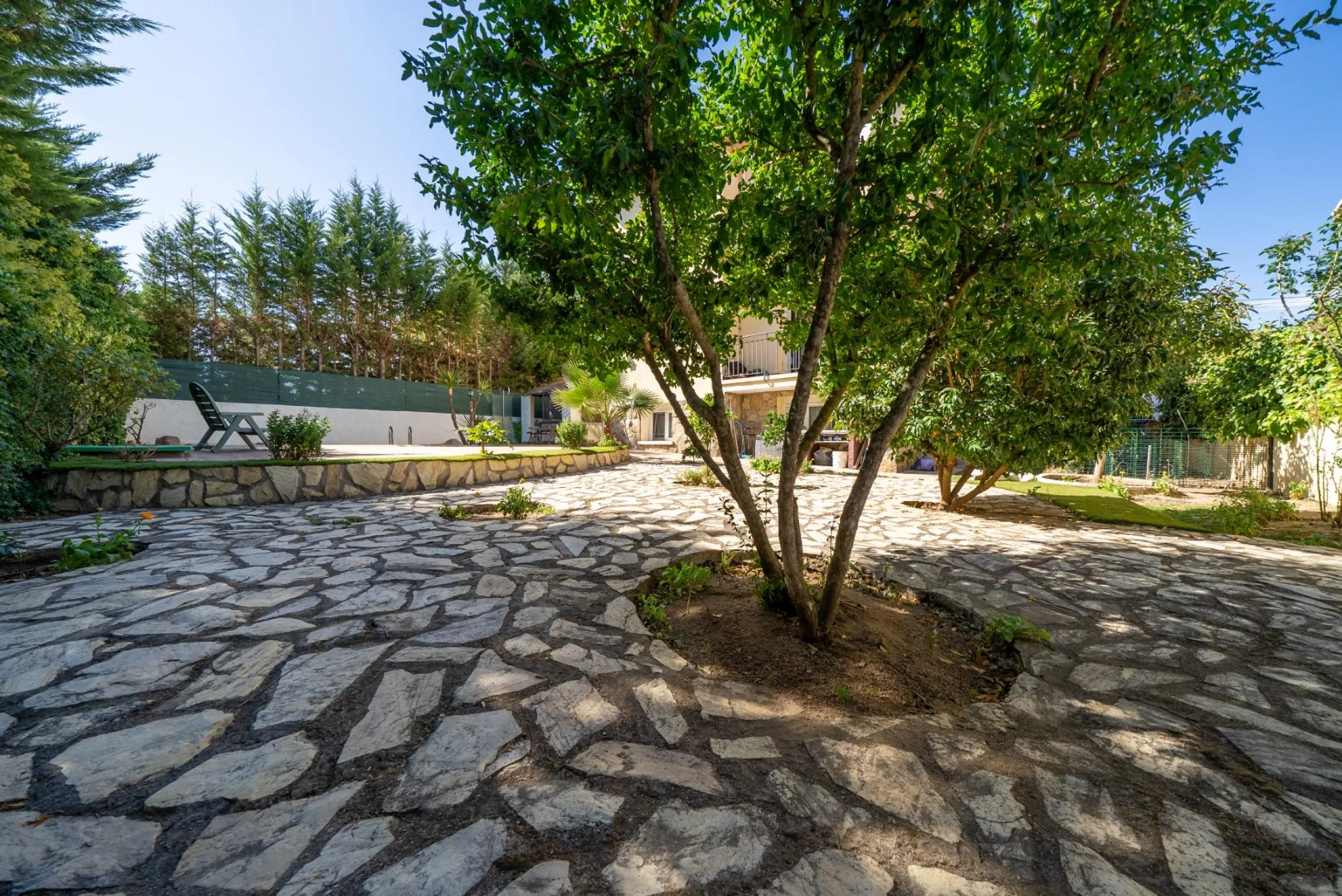 CHALET INDEPENDIENTE EN SAN MARTÍN DE VALDEIGLESIAS, MADRID