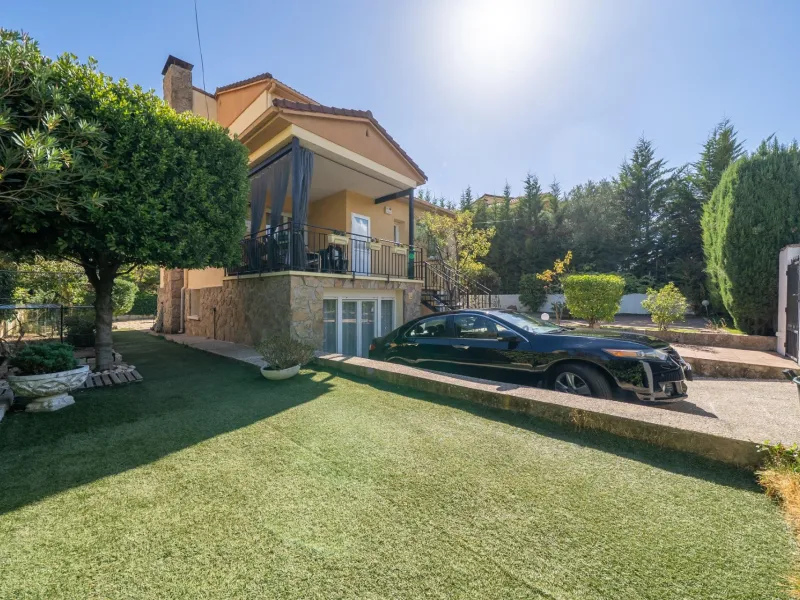 CHALET INDEPENDIENTE EN SAN MARTÍN DE VALDEIGLESIAS, MADRID