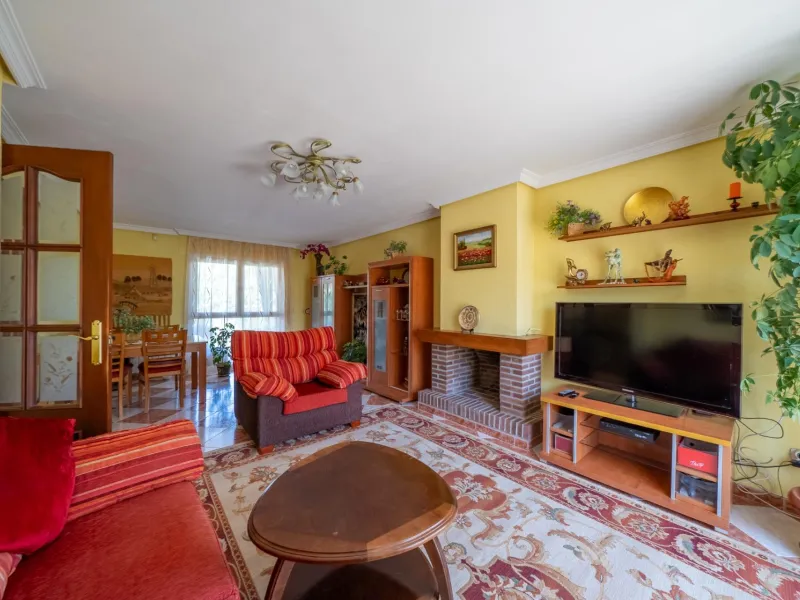 CHALET INDEPENDIENTE EN SAN MARTÍN DE VALDEIGLESIAS, MADRID