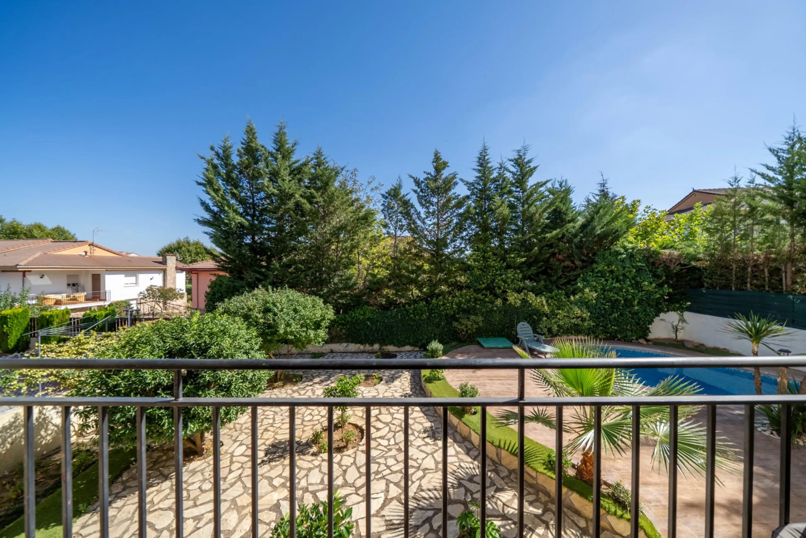 CHALET INDEPENDIENTE EN SAN MARTÍN DE VALDEIGLESIAS, MADRID