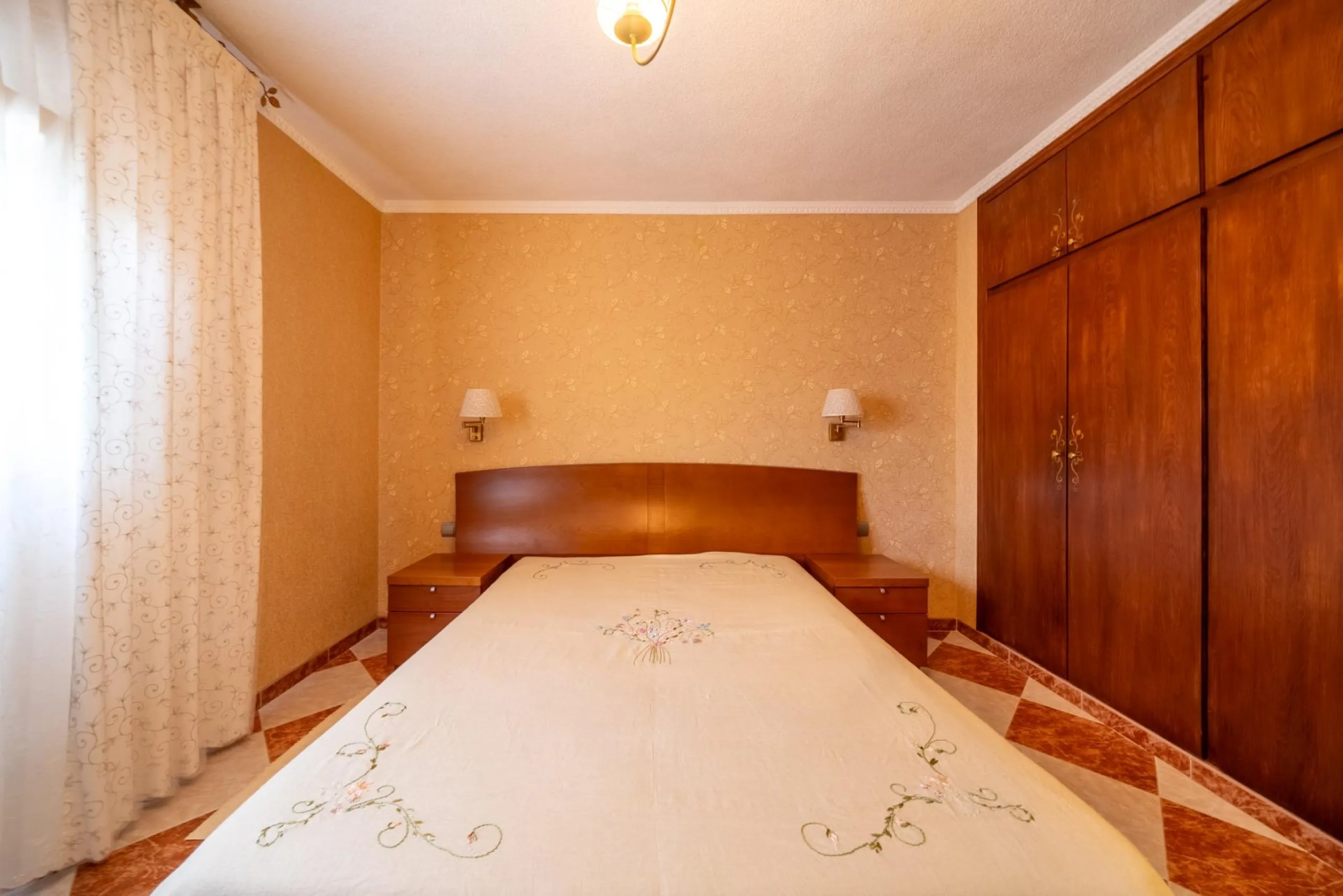 CHALET INDEPENDIENTE EN SAN MARTÍN DE VALDEIGLESIAS, MADRID