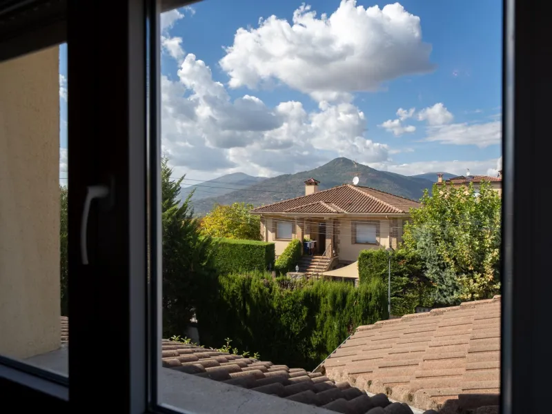 CHALET INDEPENDIENTE EN SAN MARTÍN DE VALDEIGLESIAS, MADRID