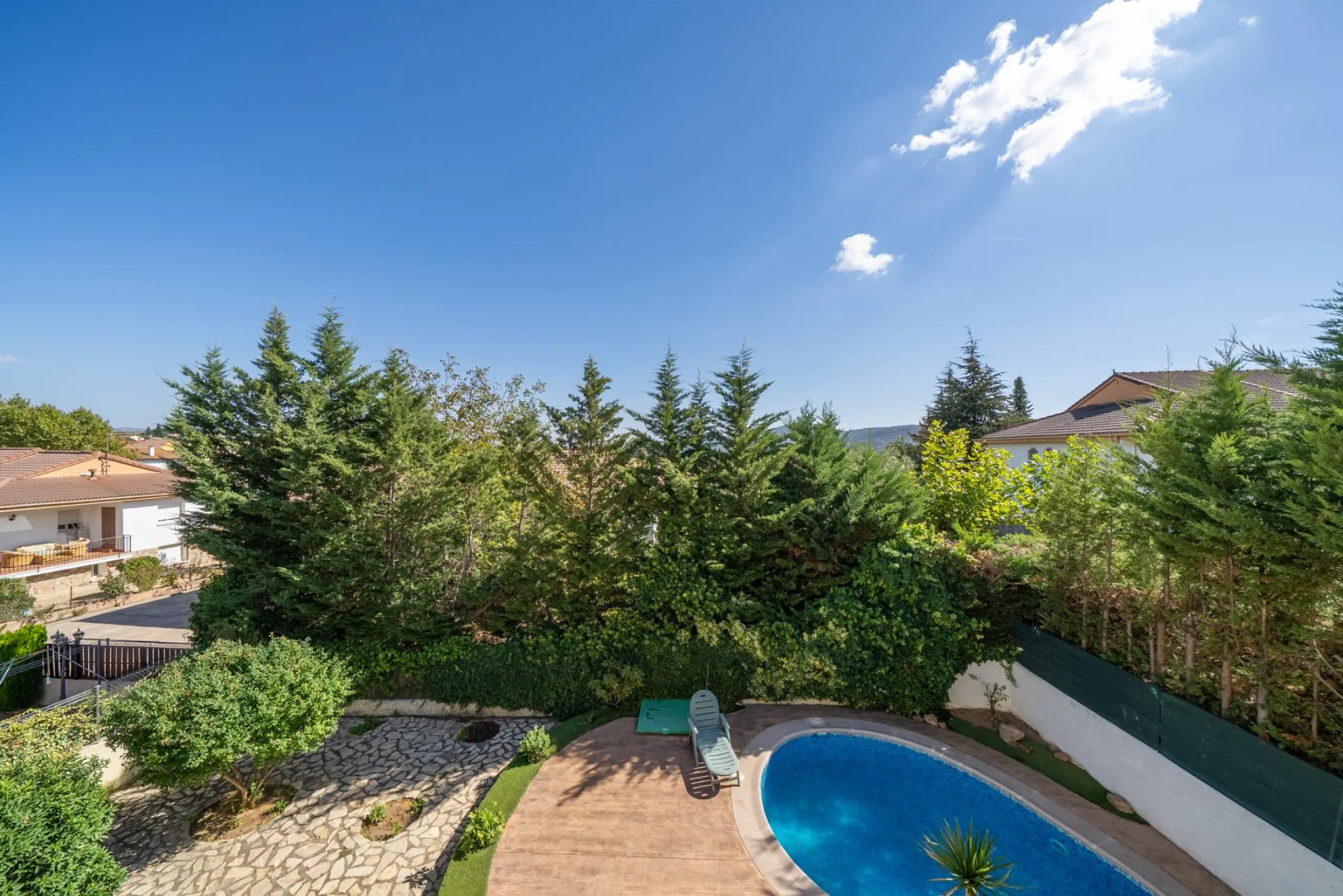 CHALET INDEPENDIENTE EN SAN MARTÍN DE VALDEIGLESIAS, MADRID
