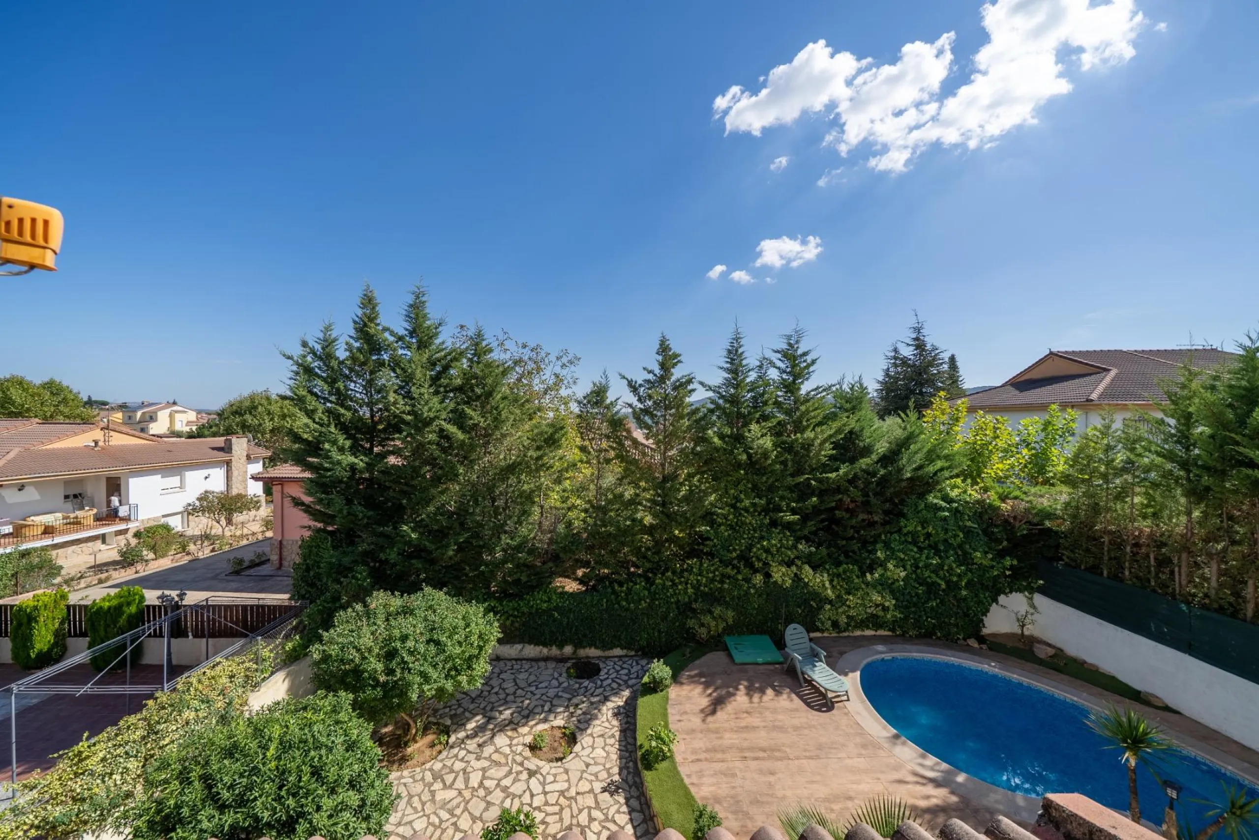 CHALET INDEPENDIENTE EN SAN MARTÍN DE VALDEIGLESIAS, MADRID