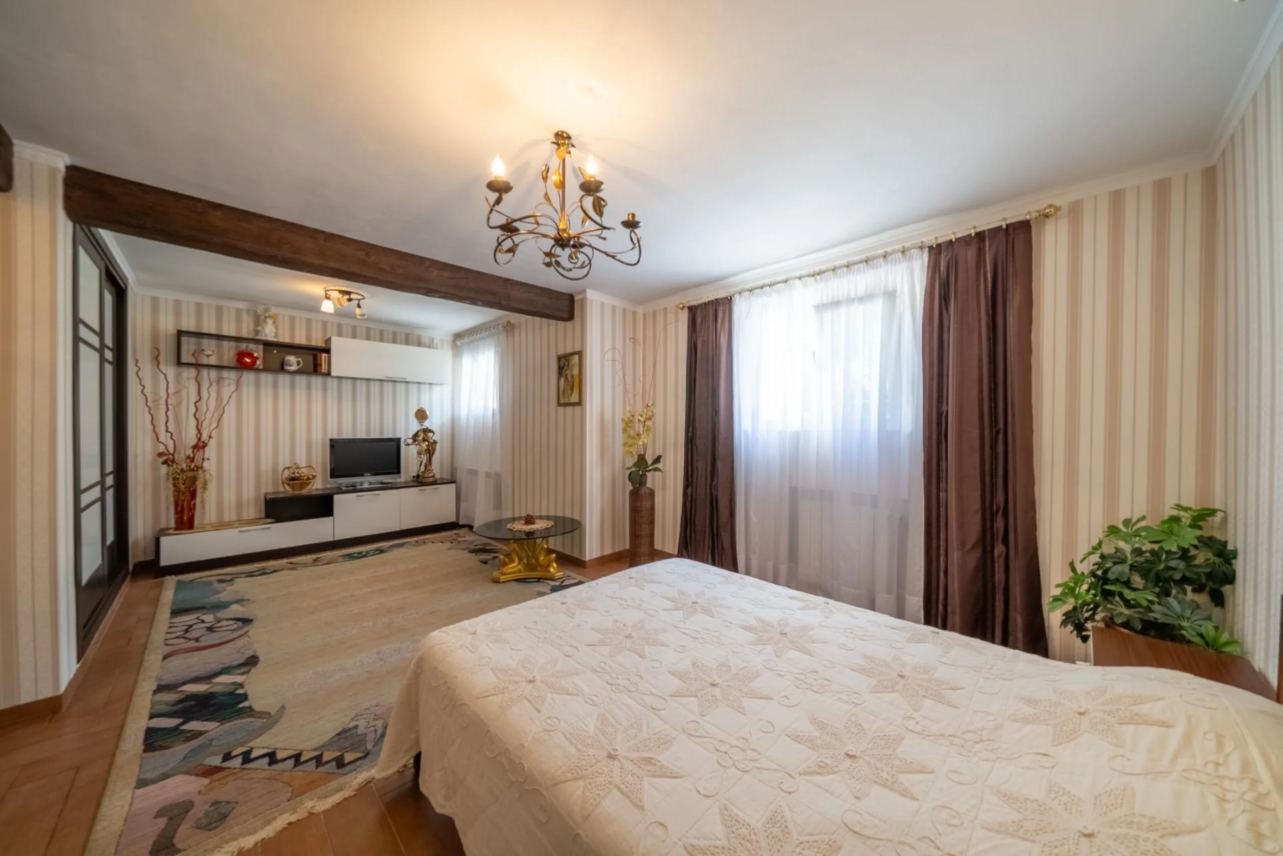 CHALET INDEPENDIENTE EN SAN MARTÍN DE VALDEIGLESIAS, MADRID