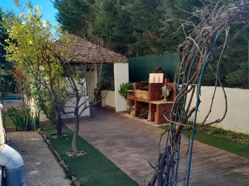 CHALET INDEPENDIENTE EN SAN MARTÍN DE VALDEIGLESIAS, MADRID