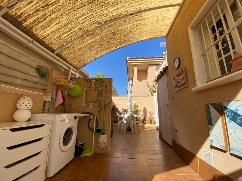 House with large plot, parking, and communal pool