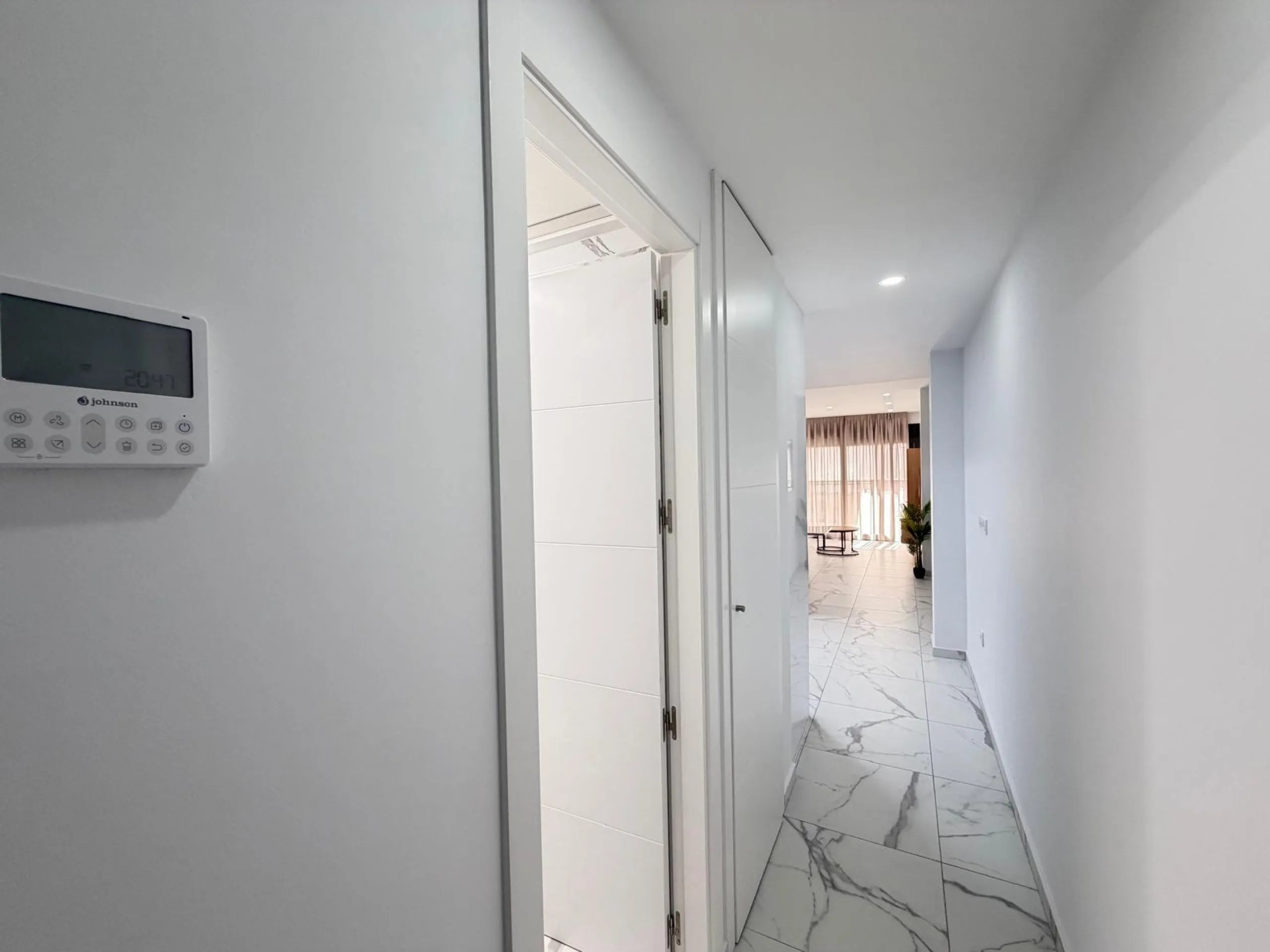 NUEVO APARTAMENTO EN RESIDENCIAL "ALEGRIA 21" CON GARAJE+TRASTERO INCLUIDO. 2 DORM. 2 BAÑOS. 105 M2. PISCINA+SAUNA+BARBACOA.