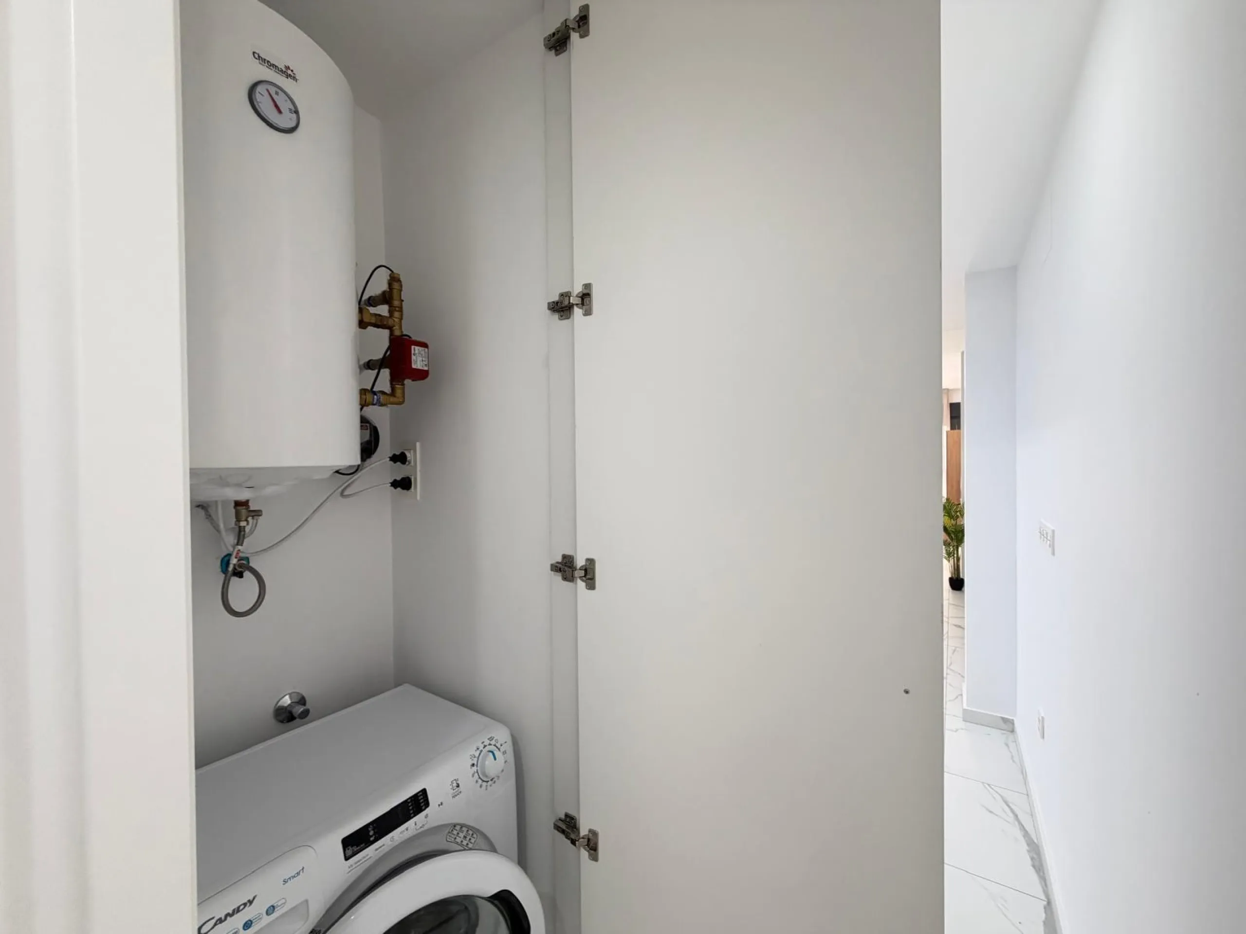 NUEVO APARTAMENTO EN RESIDENCIAL "ALEGRIA 21" CON GARAJE+TRASTERO INCLUIDO. 2 DORM. 2 BAÑOS. 105 M2. PISCINA+SAUNA+BARBACOA.