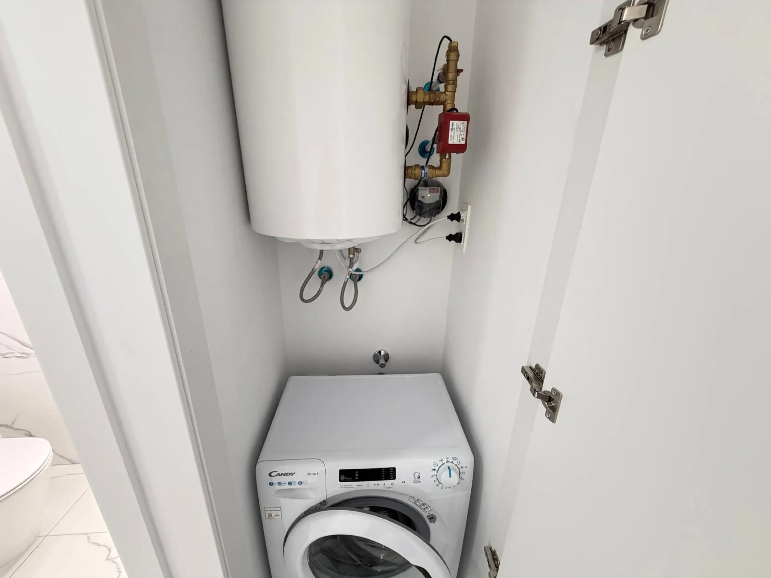 NUEVO APARTAMENTO EN RESIDENCIAL "ALEGRIA 21" CON GARAJE+TRASTERO INCLUIDO. 2 DORM. 2 BAÑOS. 105 M2. PISCINA+SAUNA+BARBACOA.