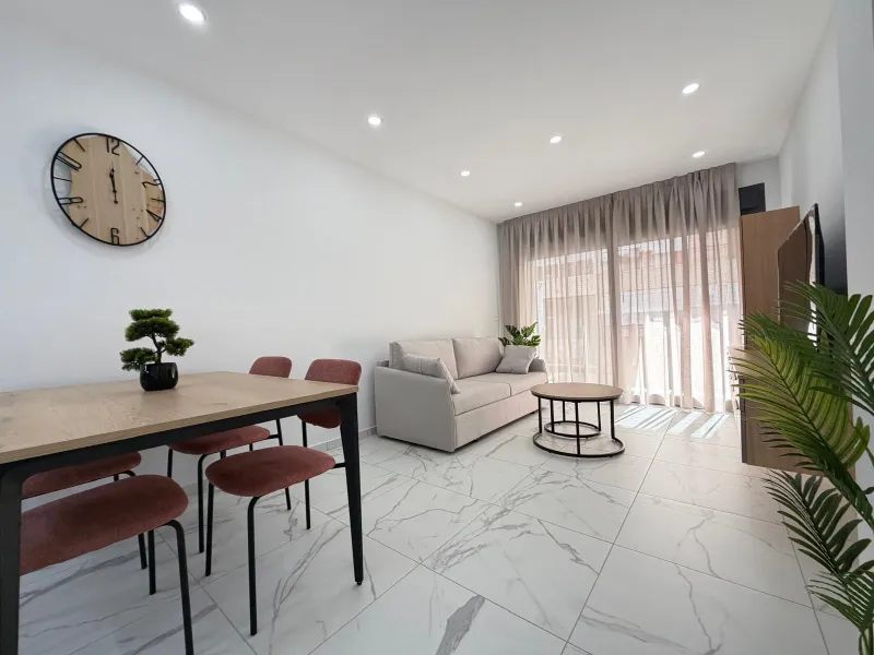NUEVO APARTAMENTO EN RESIDENCIAL "ALEGRIA 21" CON GARAJE+TRASTERO INCLUIDO. 2 DORM. 2 BAÑOS. 105 M2. PISCINA+SAUNA+BARBACOA.
